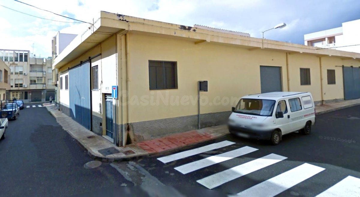 Local comercial 566m² en alquiler - Ejido norte