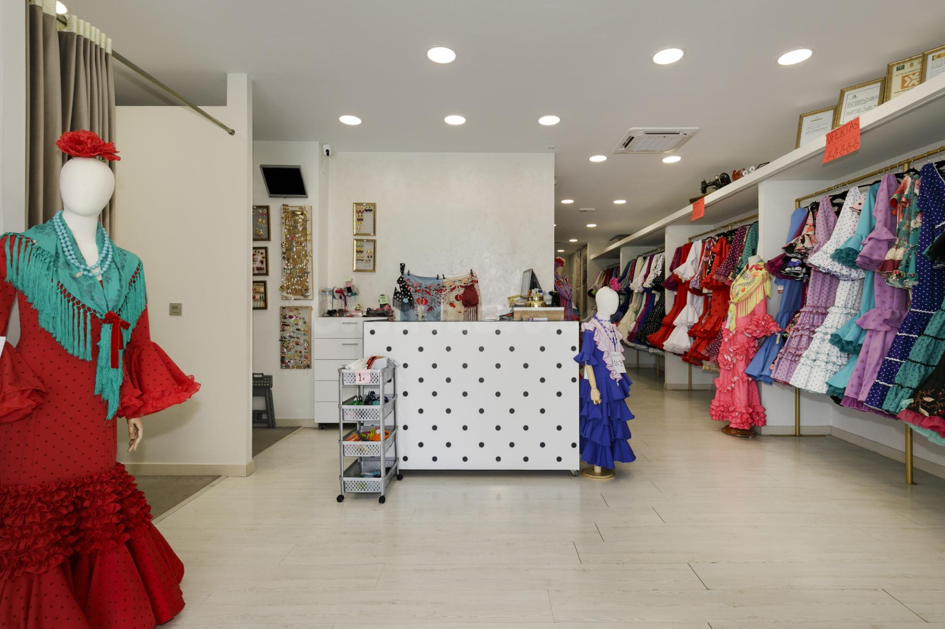 Local comercial en una ubicación estupenda! - foto 5