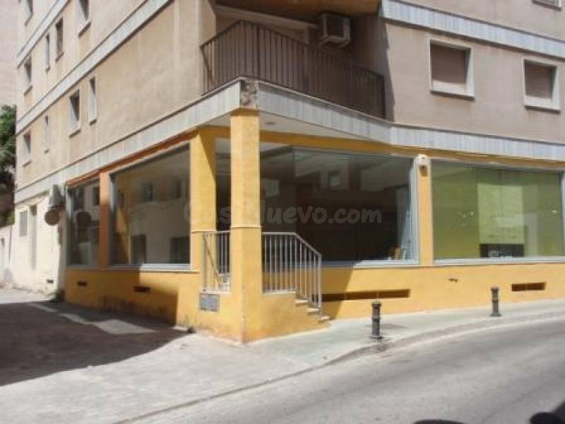 VENTA LOCAL COMERCIAL CALLE PASAJE, ESQUINA CALLE ALMERIA - foto 2