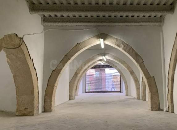 Local comercial de 145 m2 útiles en el centro de Vilafranca