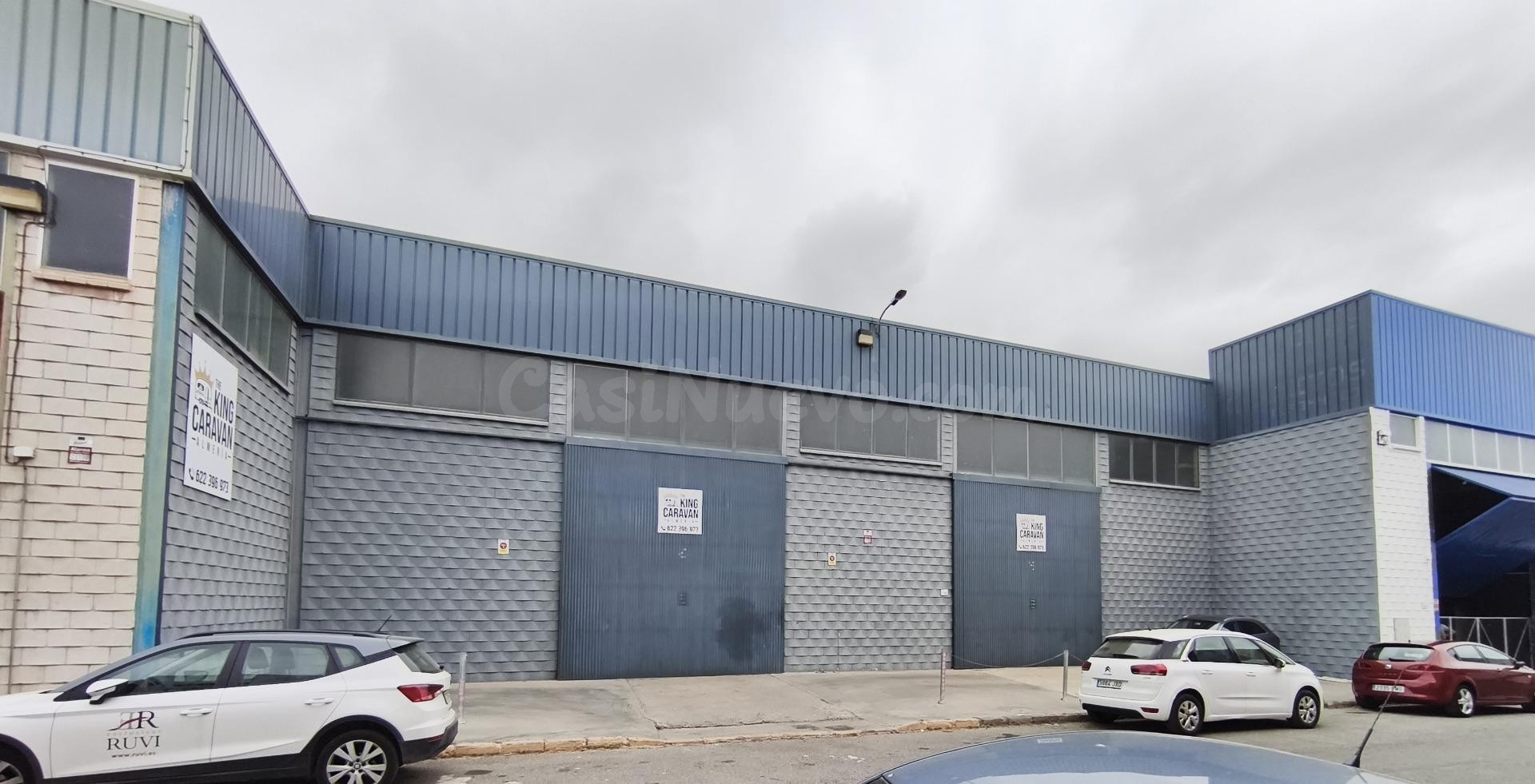 NAVE COMERCIAL POLIGONO LA GANGOSA
