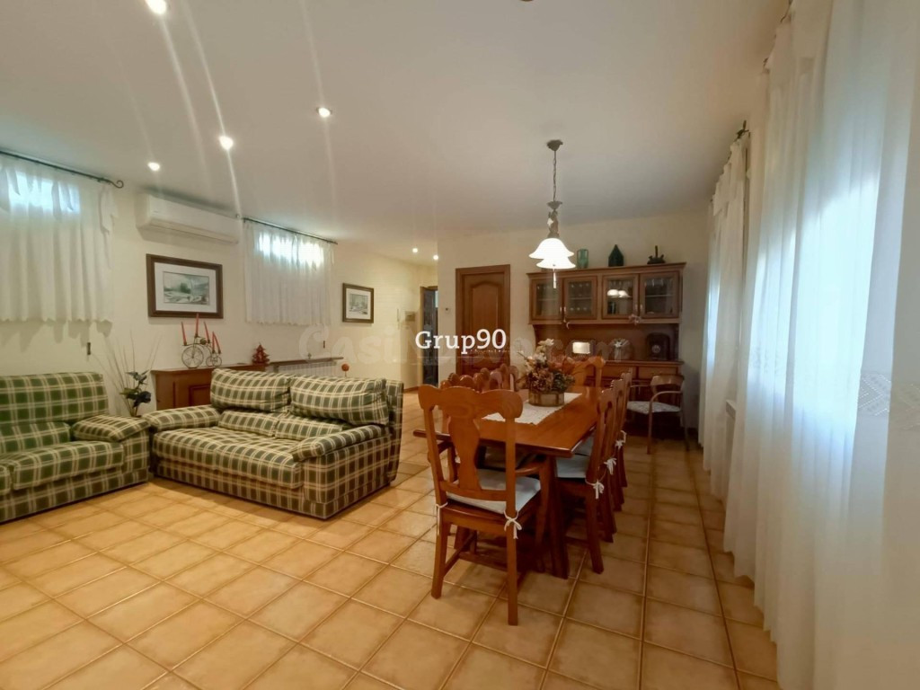 ¡Acogedor Apartamento en La Bordeta! - foto 2