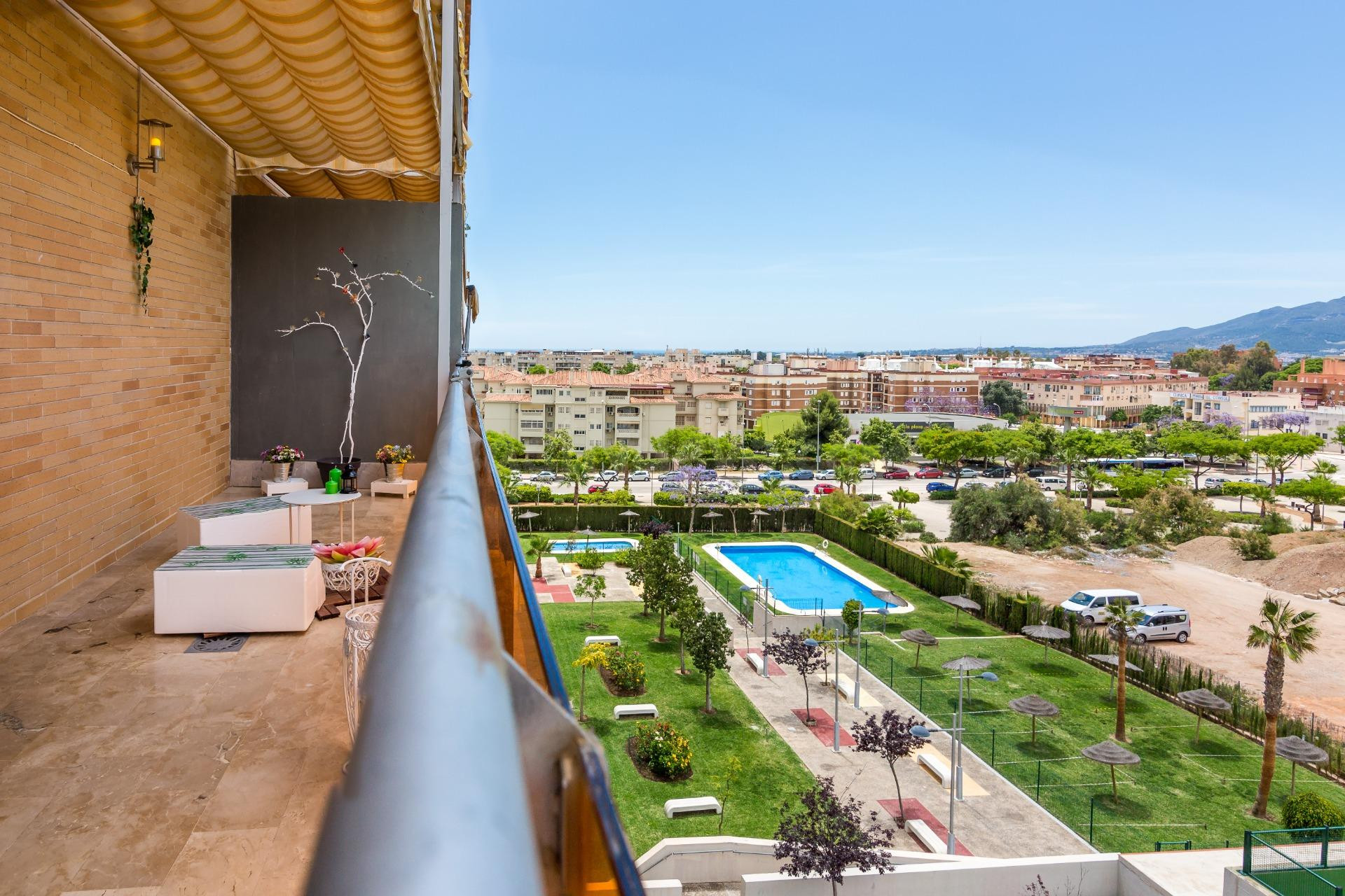 Duplex venta , en Teatinos en recinto cerrado con piscina, h - foto 3