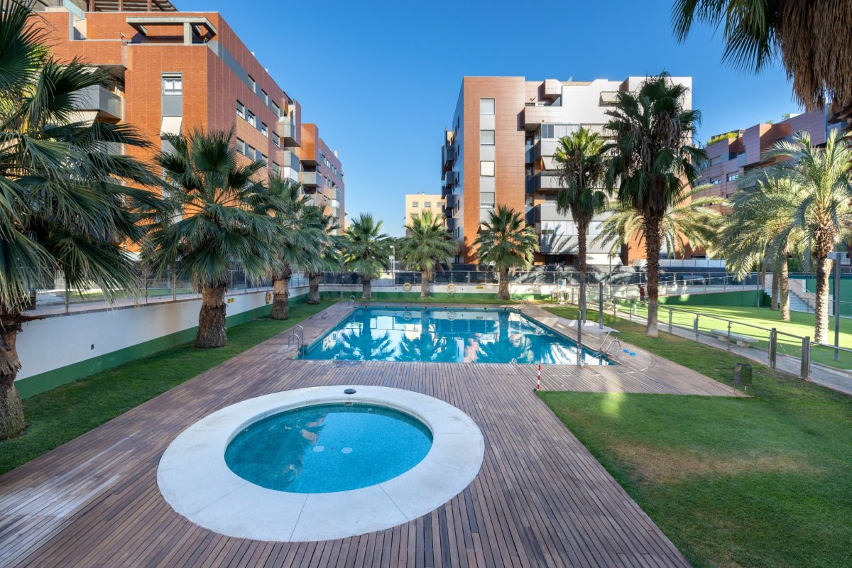 PISO DE DOS DORMITORIOS EN PARQUE LAGOS