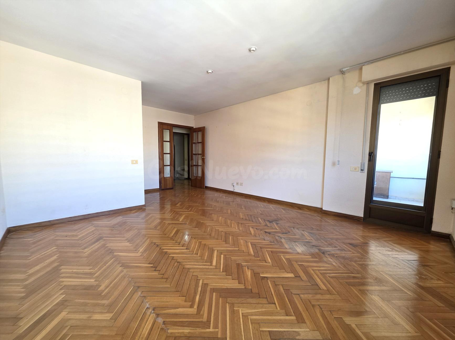 Se vende ático dúplex en avenida Hermanos Bou, junto al Muse - foto 4
