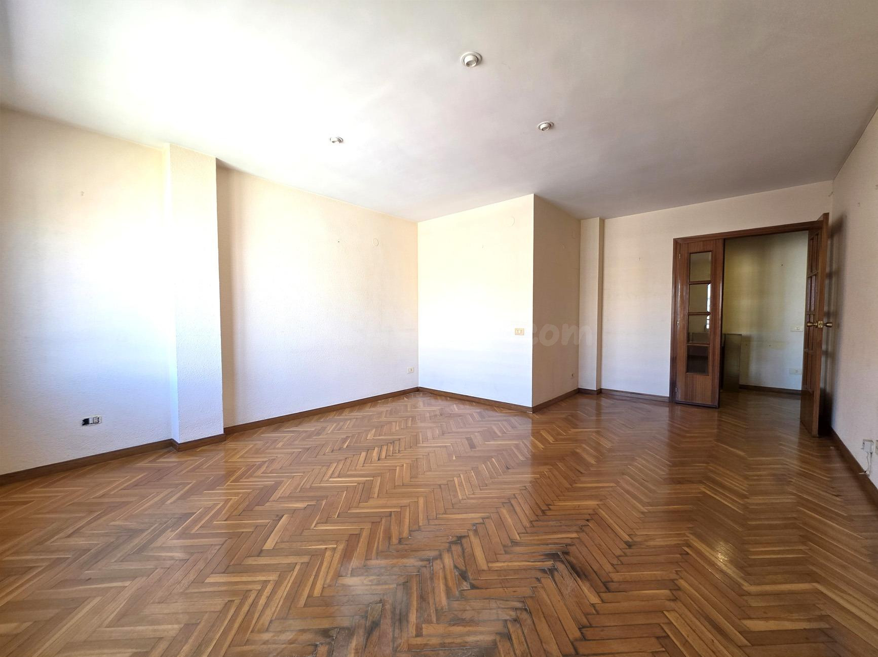 Se vende ático dúplex en avenida Hermanos Bou, junto al Muse - foto 5