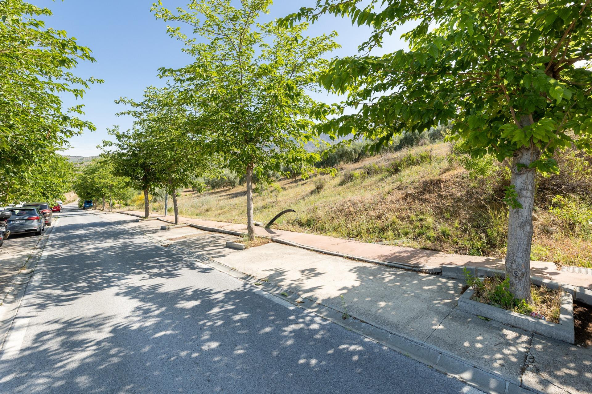 Terreno urbano en Alfacar, perfecto para inversionistas - foto 2