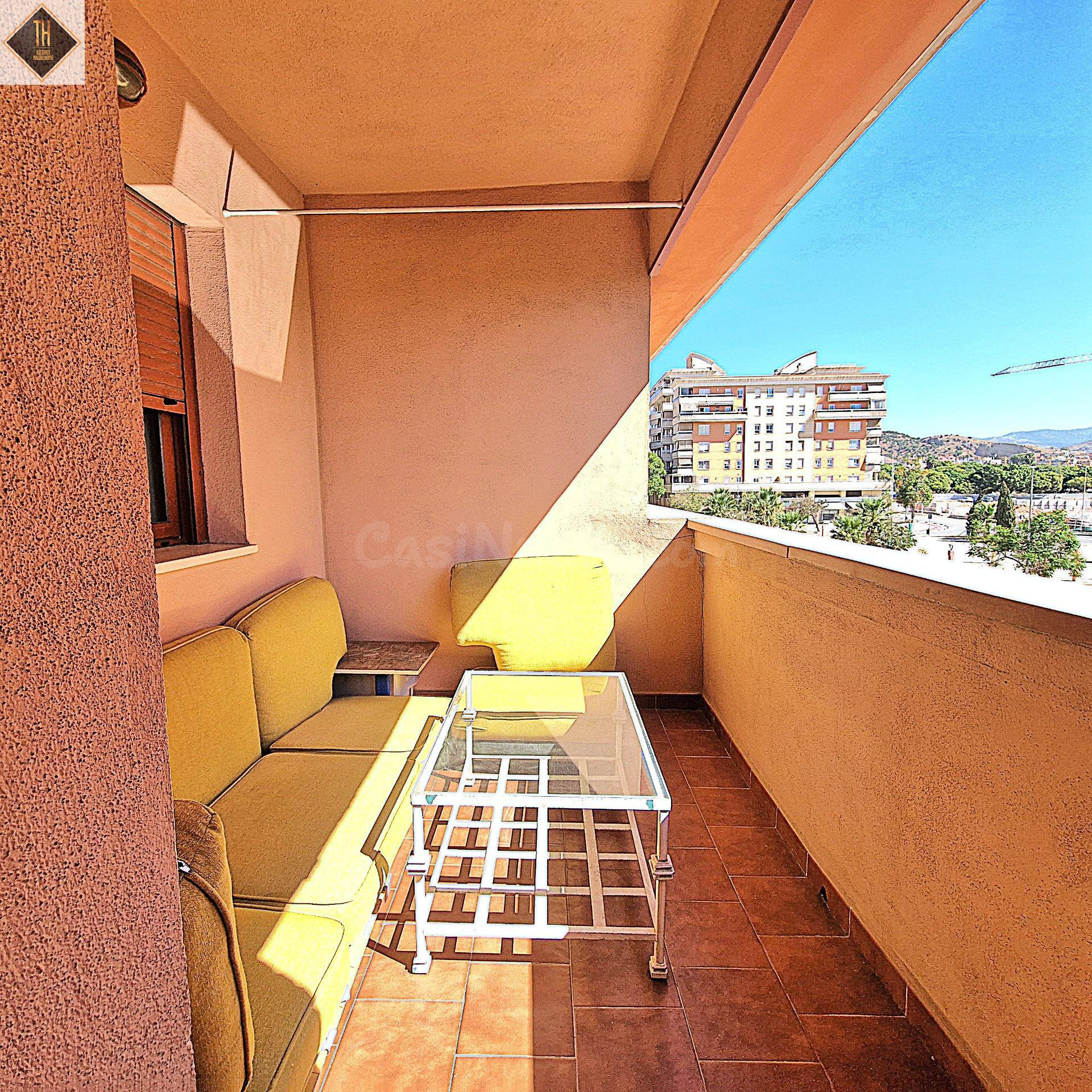 habitación para chica estudiante - foto 2