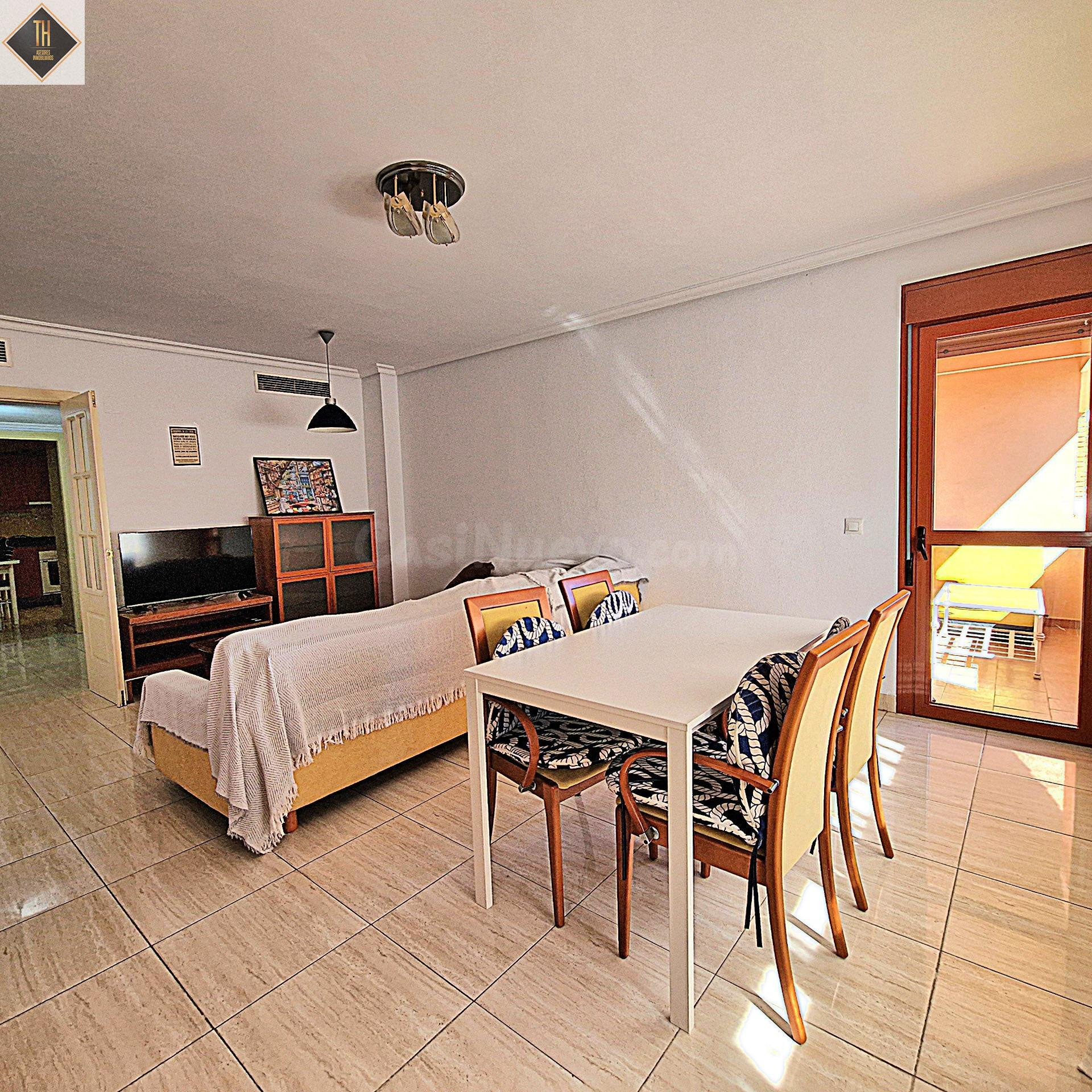 habitación para chicas estudiantes en piso de 4 dormitorios - foto 3