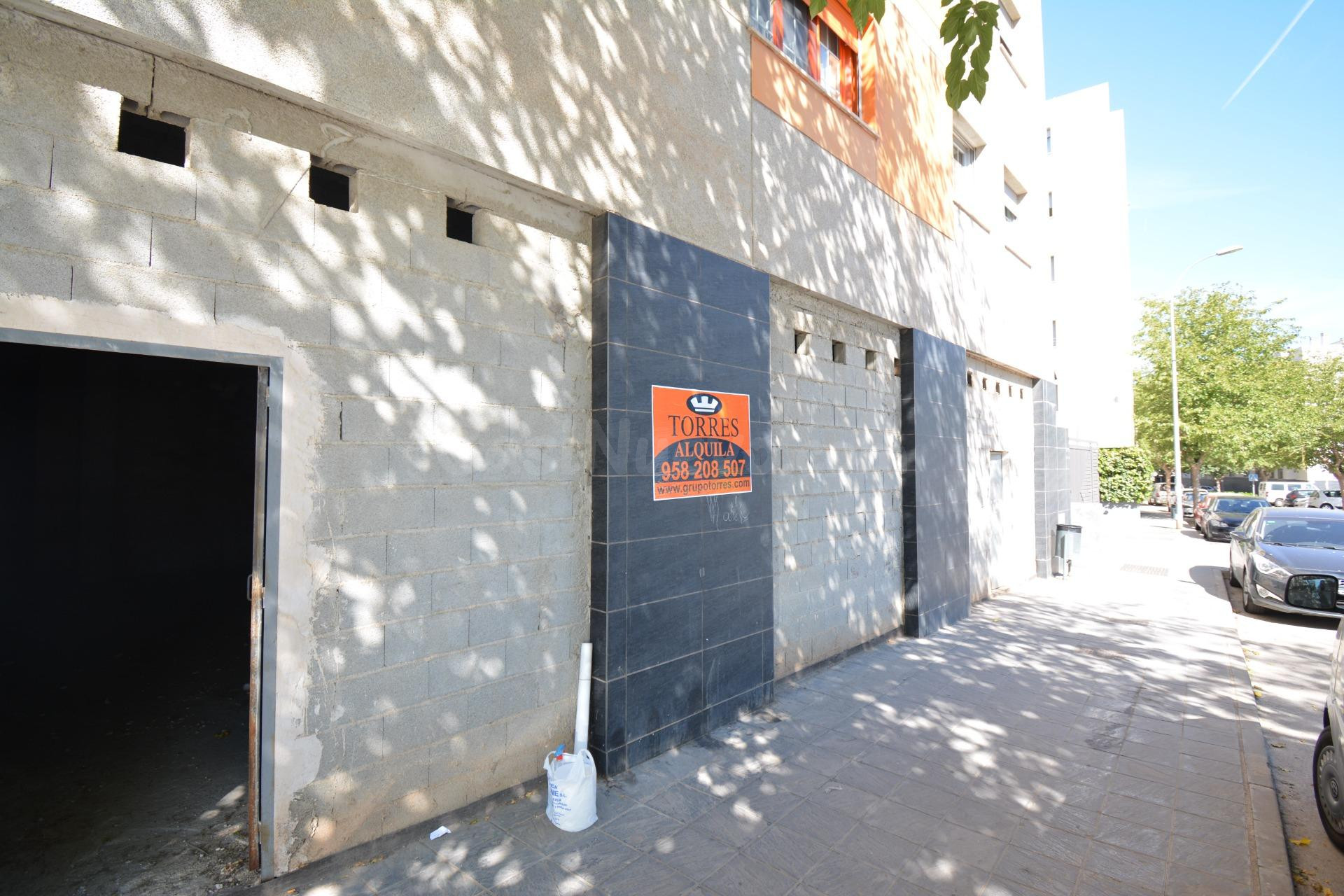 ¡¡ MAGNÍFICO LOCAL EN ALHENDÍN !! - foto 3