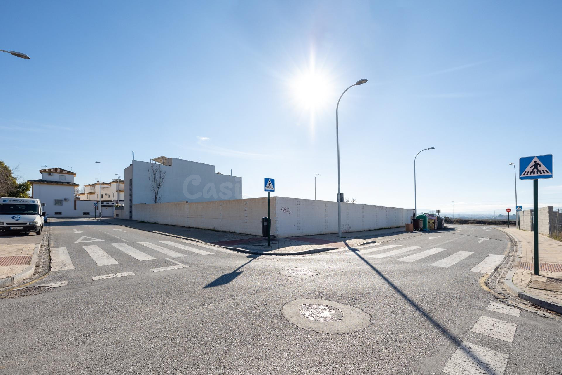 Parcelas listas para construir tu casa en Granada capital (Bobadilla) a un precio sin competencia