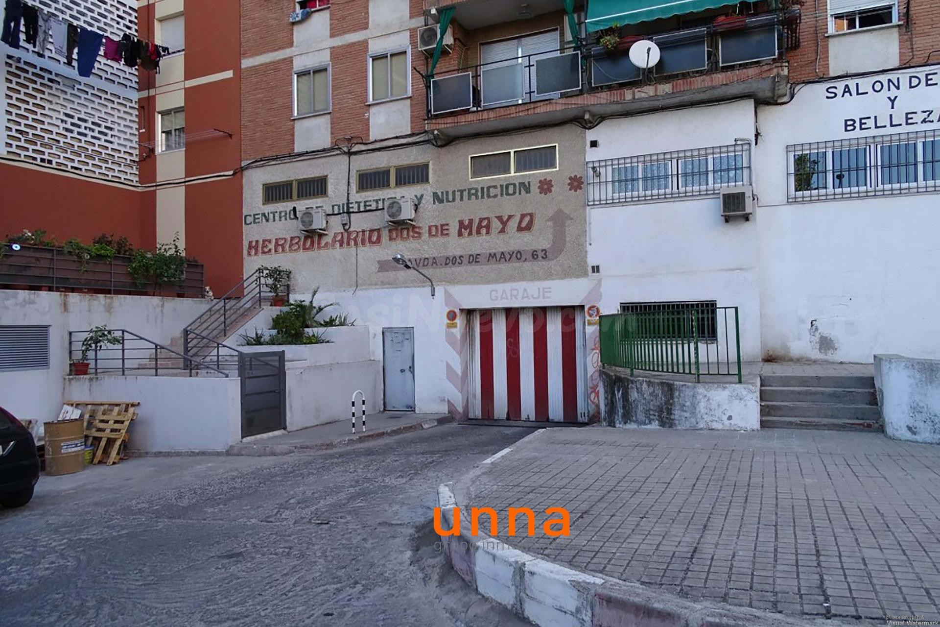 Se vende plaza de garaje en la Avda. Dos de Mayo. - foto 5