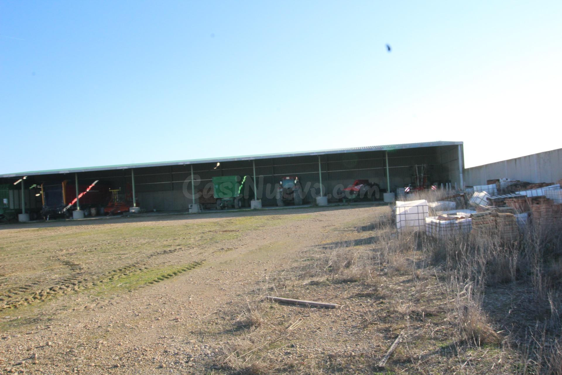 Nave industrial 600m² en venta - Polígono industrial valdefe - foto 4