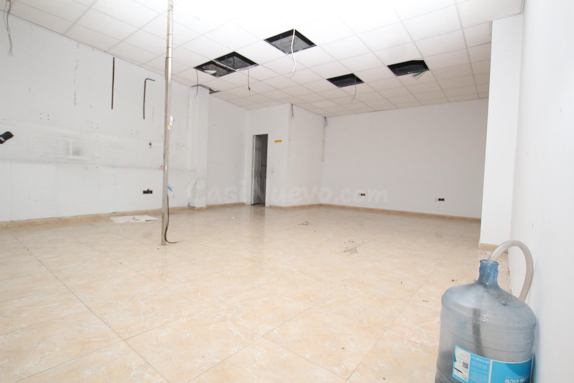 Local comercial 102m² en alquiler - Aragon - foto 4