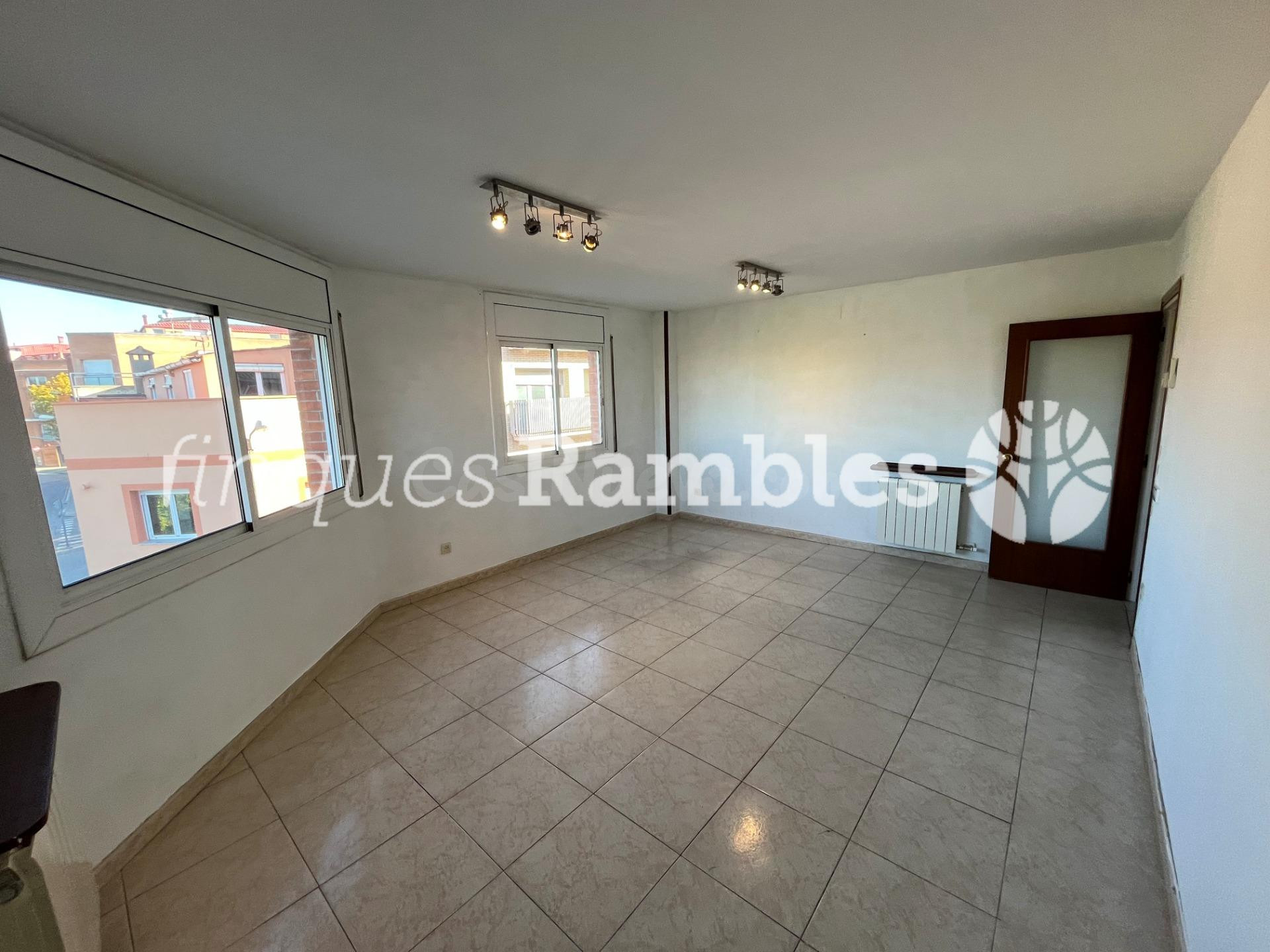 Piso 3 habitaciones 80m² en venta - Vilanova del Camí - foto 2