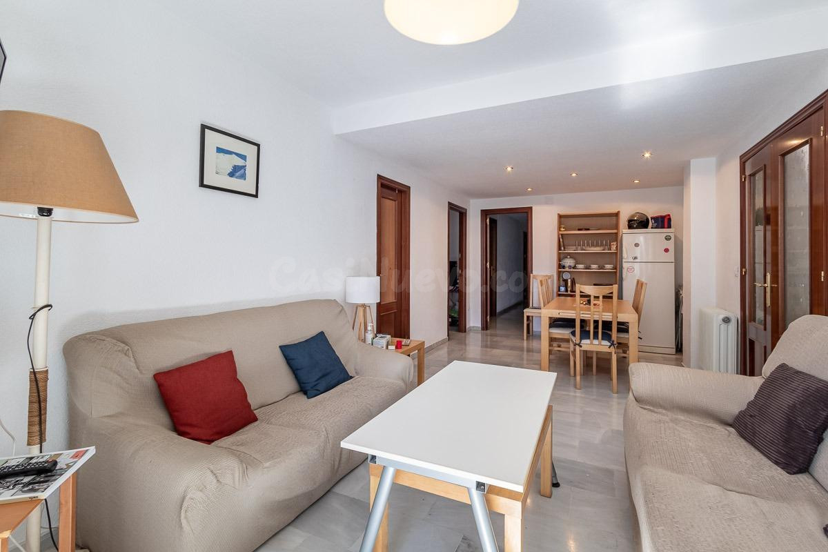 ¡¡Fantástico piso de 7 habitaciones en Bola de Oro!! - foto 3