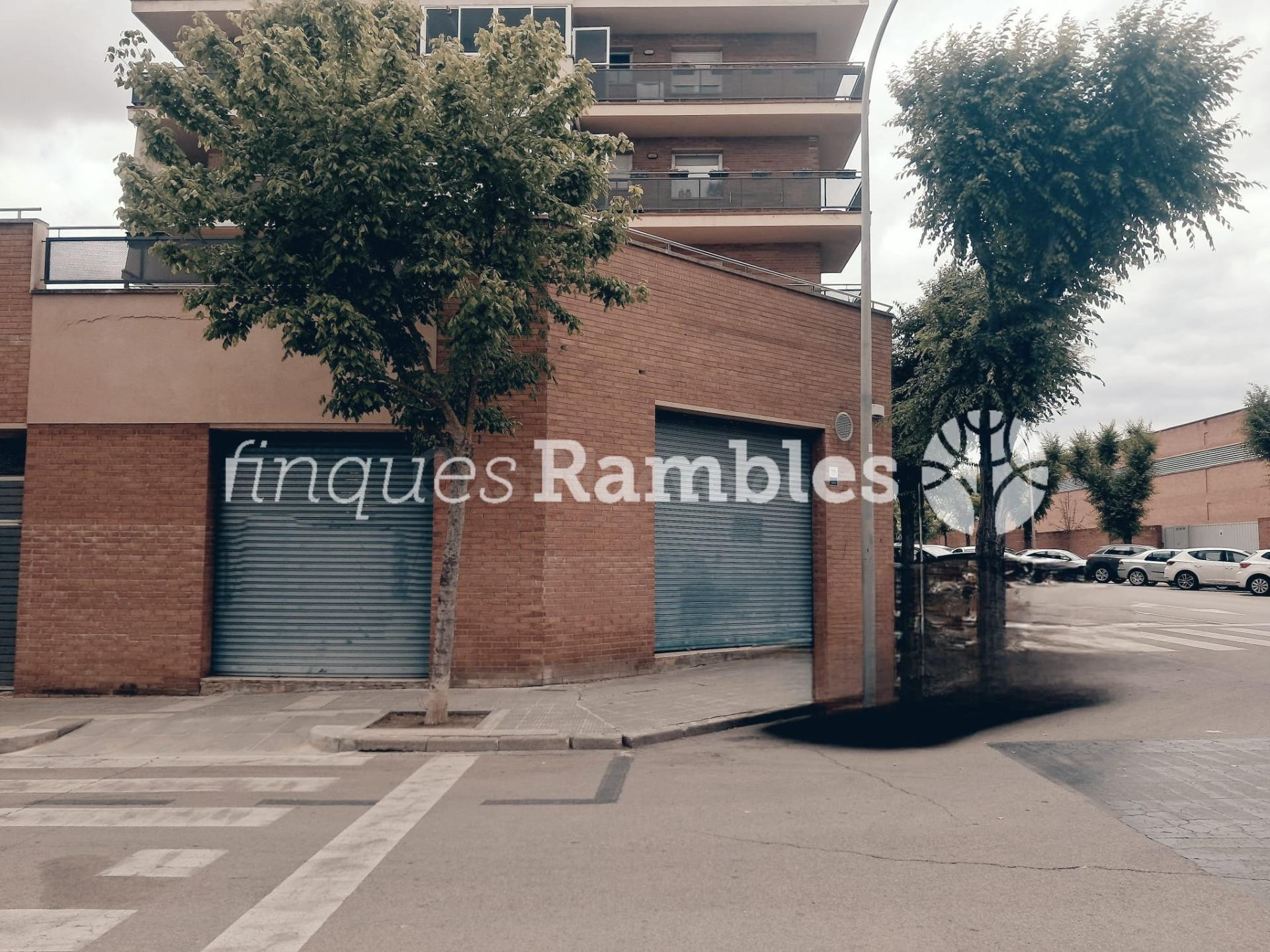 Local comercial 136m² en venta - Igualada