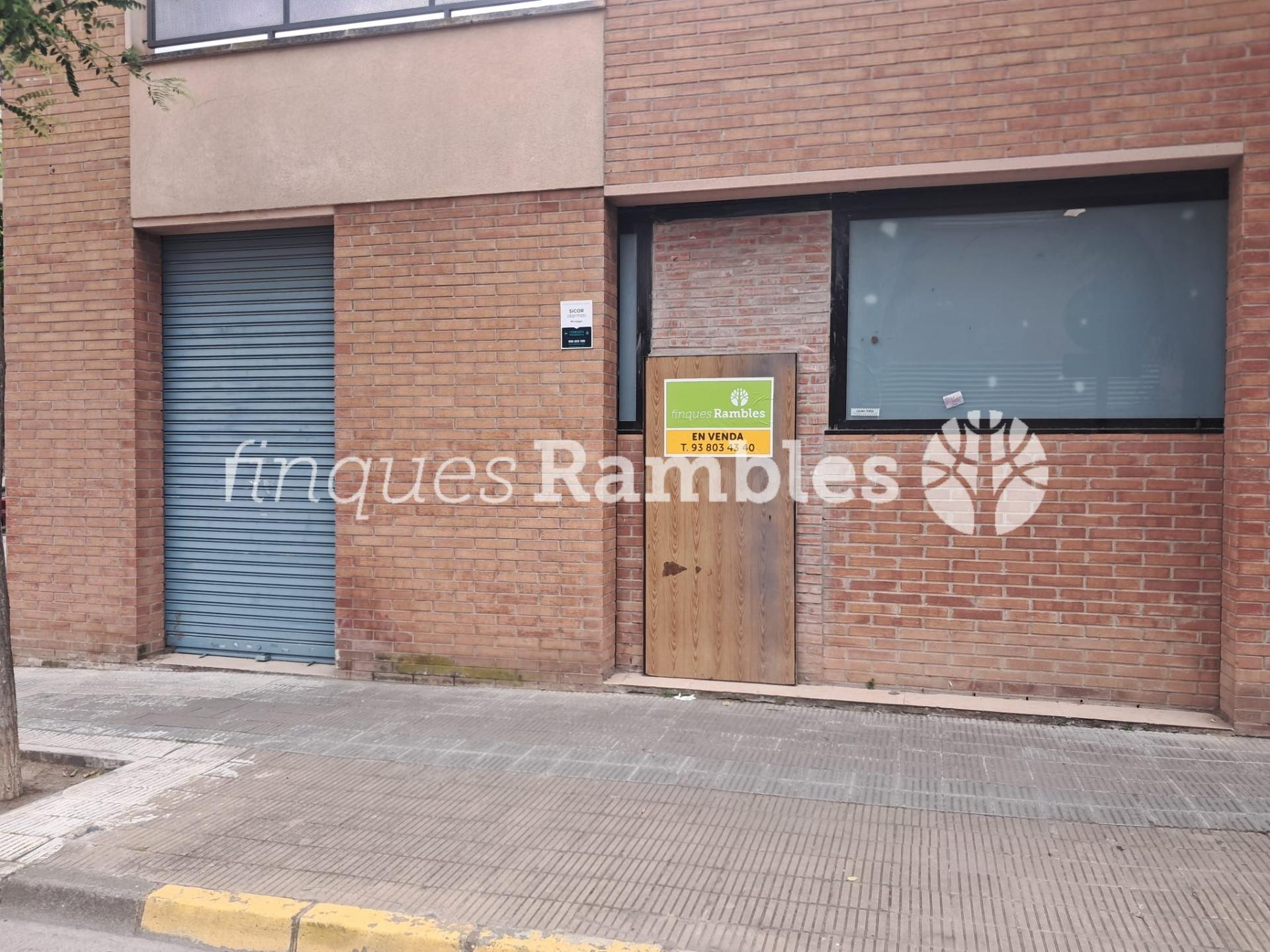 Local comercial 136m² en venta - Igualada - foto 3