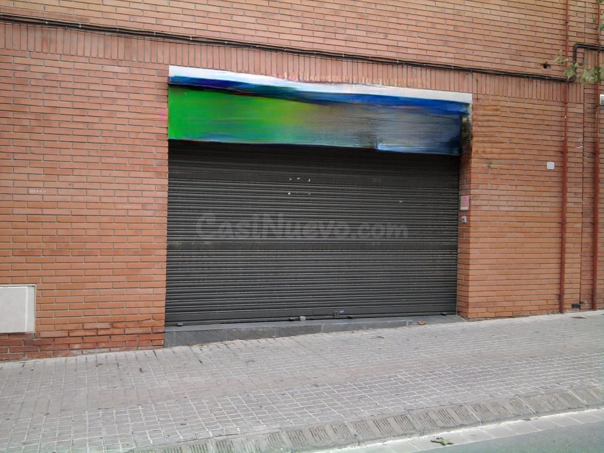 Oportunidad única en Vilanova del Camí: Local comercial en v - foto 2