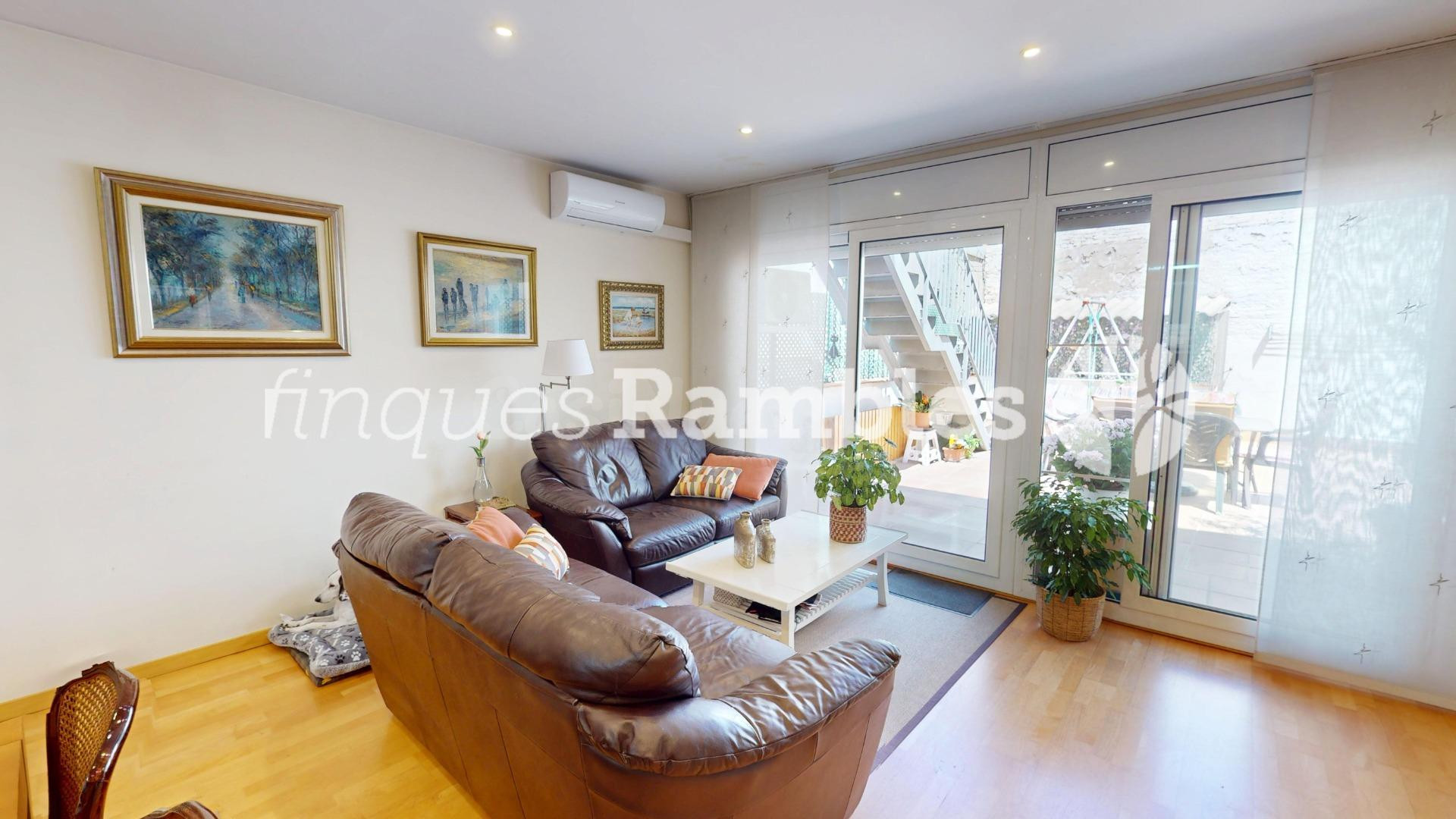 Casa 8 habitaciones 297m² en venta - Centre - foto 4