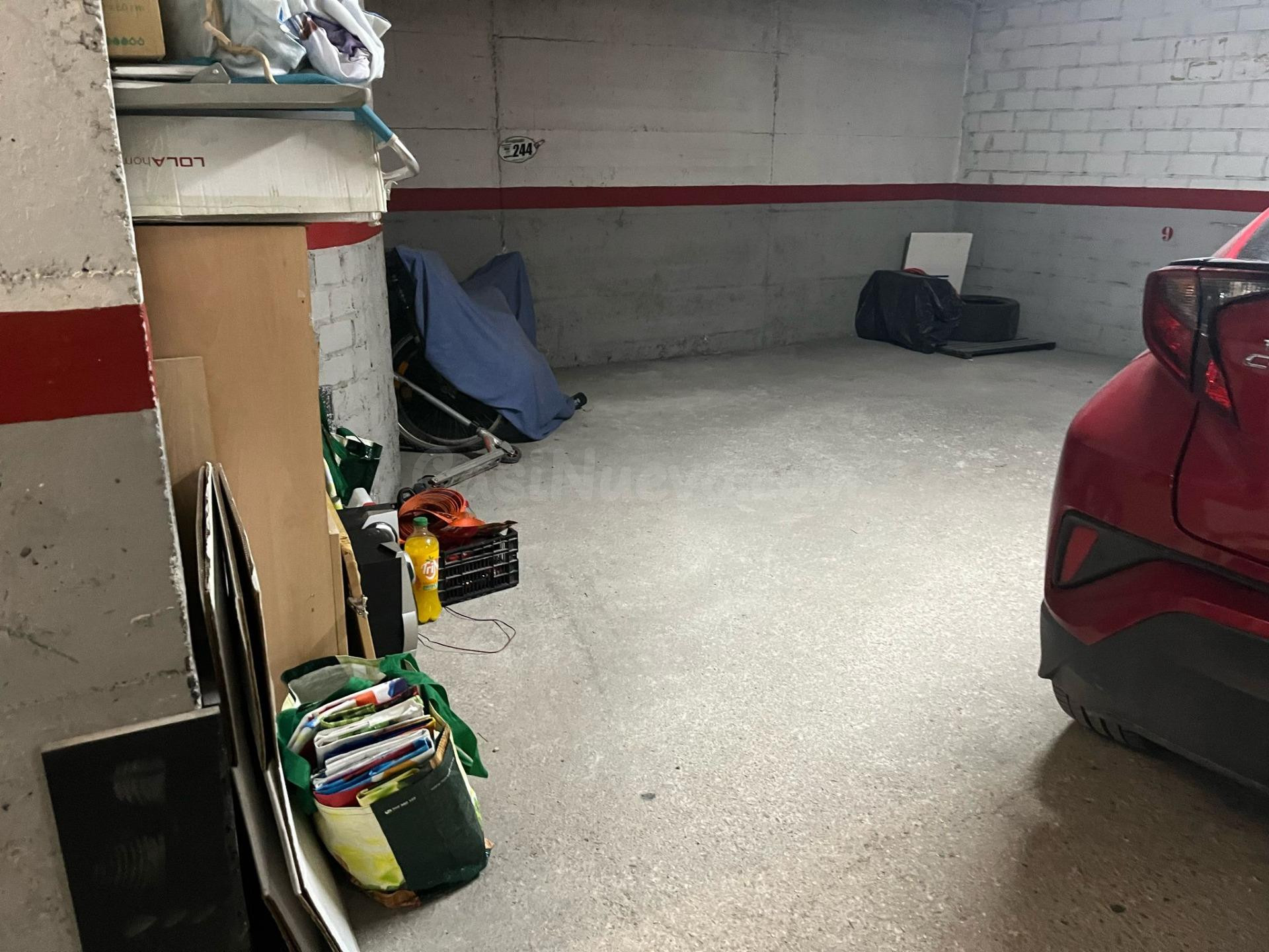 Parking 23m² en venta - ZONA ESTACIÓ - foto 2