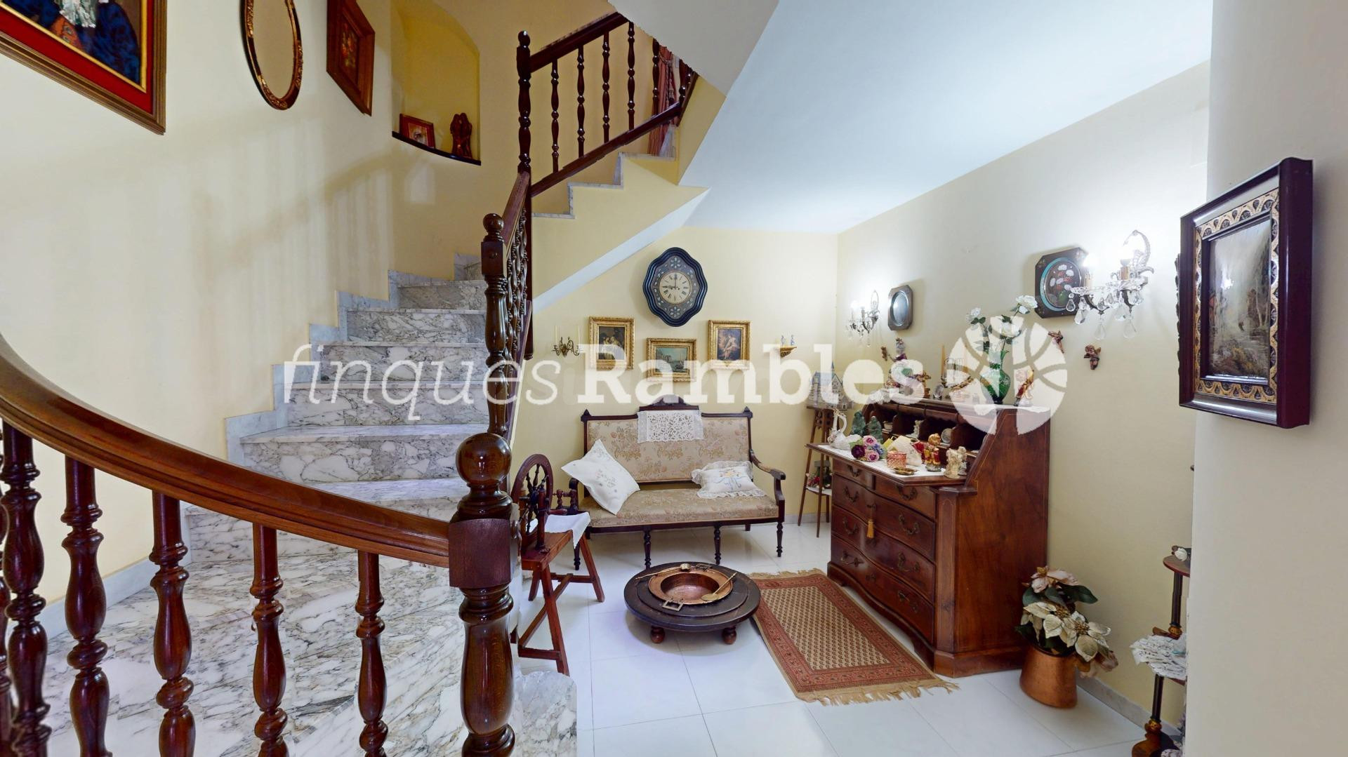 CASA UNICA A SET CAMINS