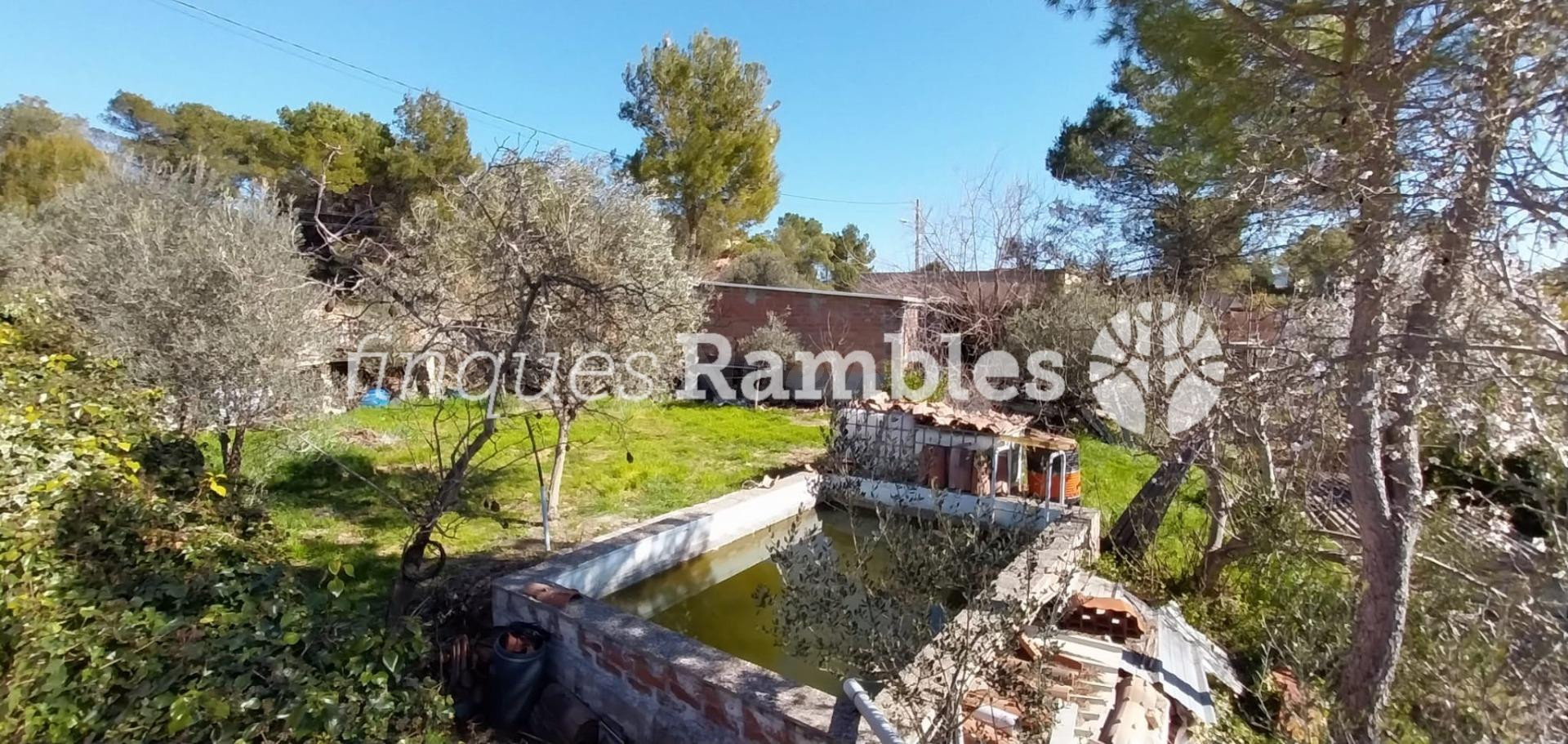 SOLAR EN VENDA A LES GARRIGUES