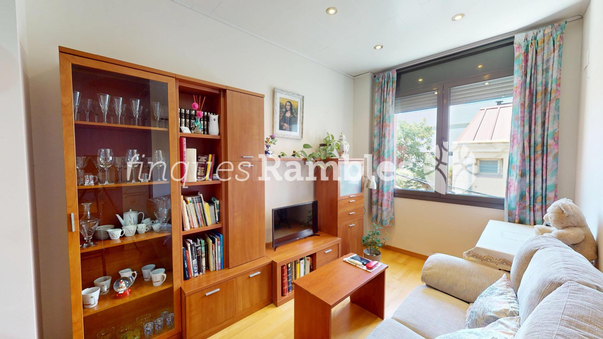 Acollidor pis de 2 habitacions a Igualada - foto 2