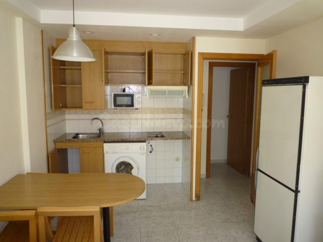 OPORTUNITAT! EDIFICI D´11 HABITATGES + 3 GARATGES, EN RENDIB