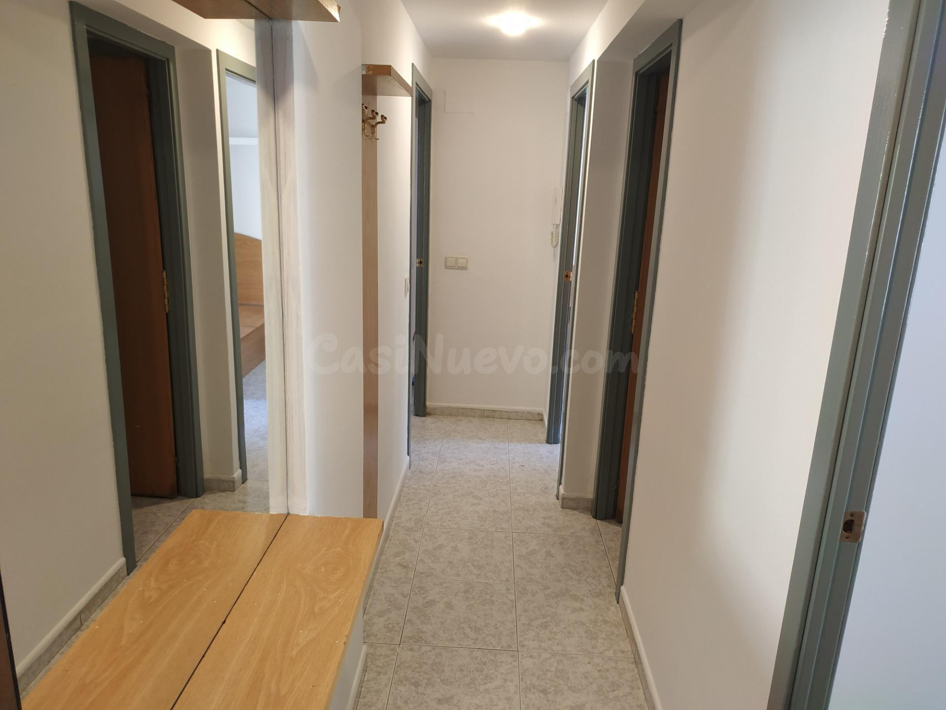 OPORTUNITAT! EDIFICI D´11 HABITATGES + 3 GARATGES, EN RENDIB - foto 3