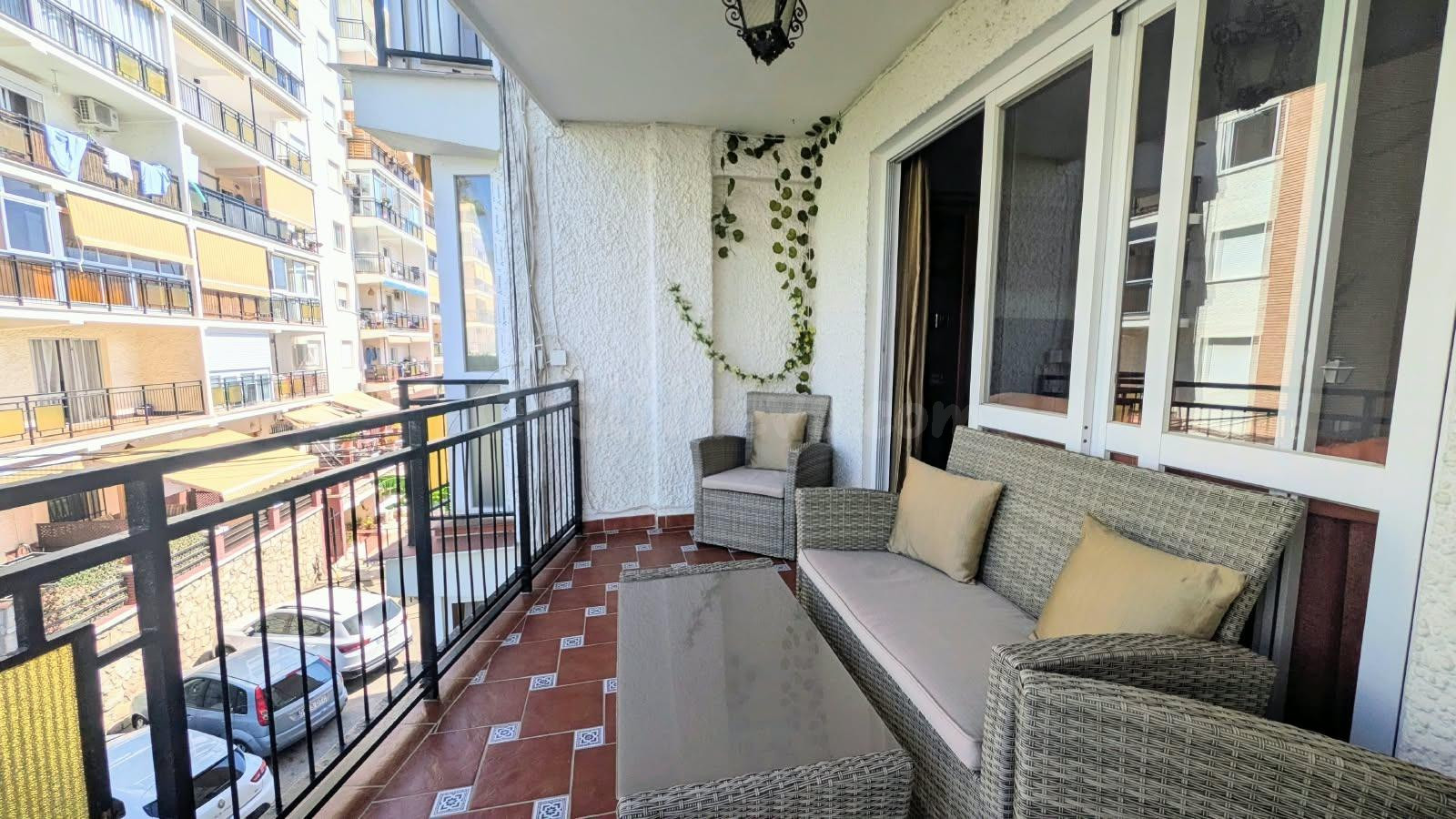 SE ALQUILA APARTAMENTO DE 3 DORMITORIOS EN LOS BOLICHES DESD - foto 4