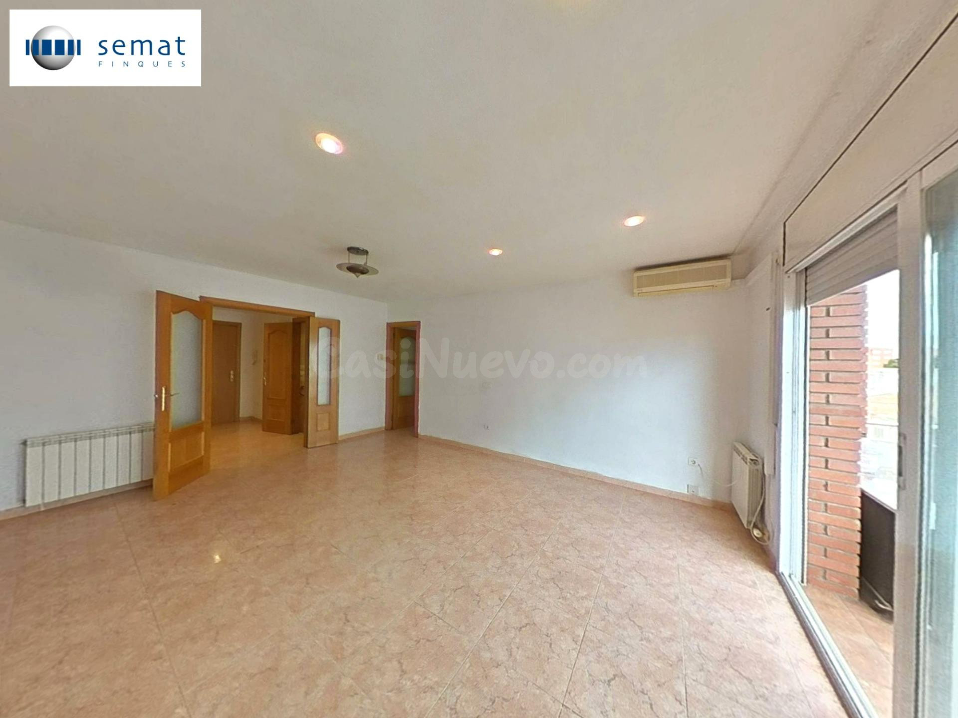 Piso de tres habitaciones.