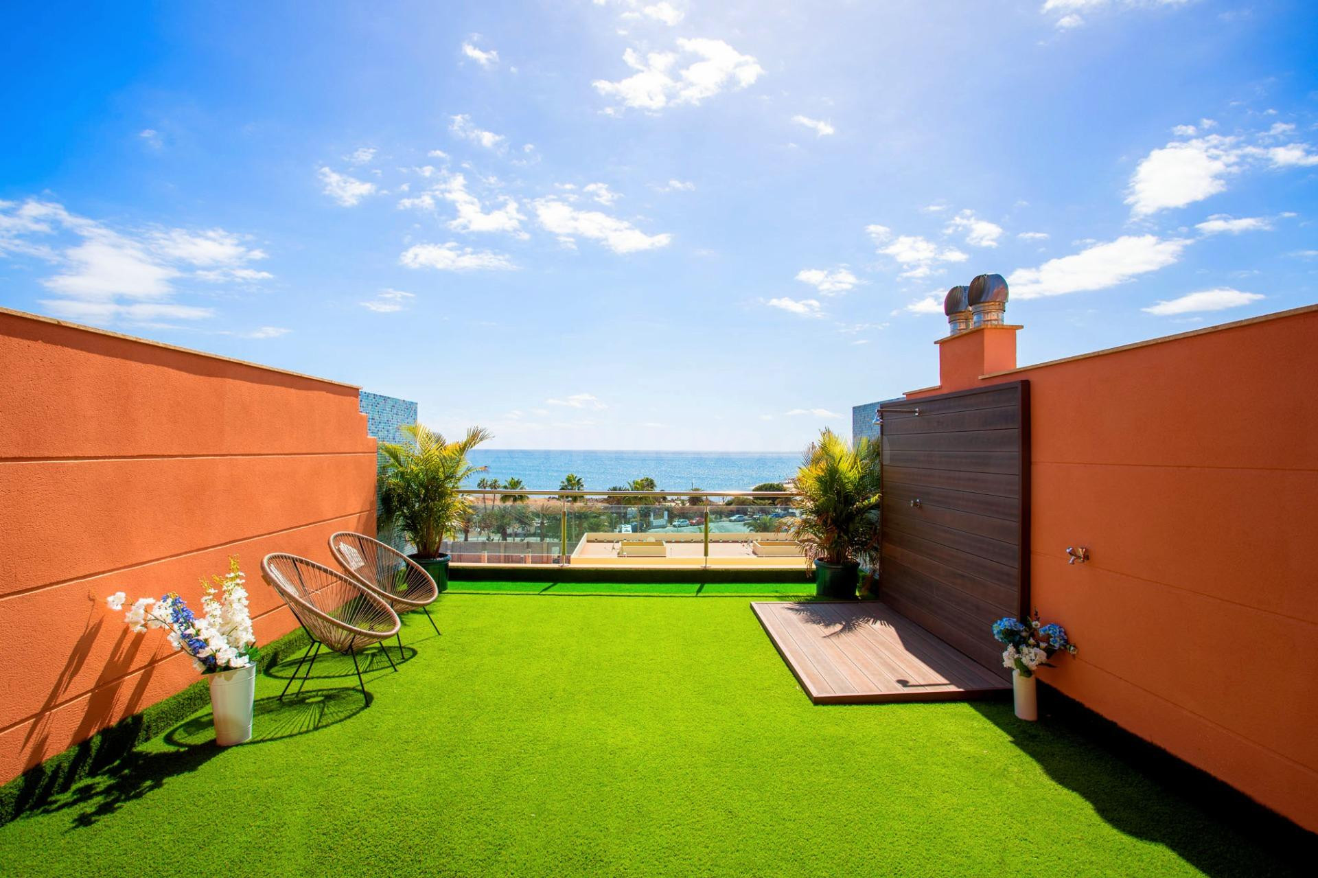 DÚPLEX REFORMADO CON GRAN TERRAZA Y VISTAS AL MAR EN EL CENTRO DE ARGUINEGUÍN - foto 5