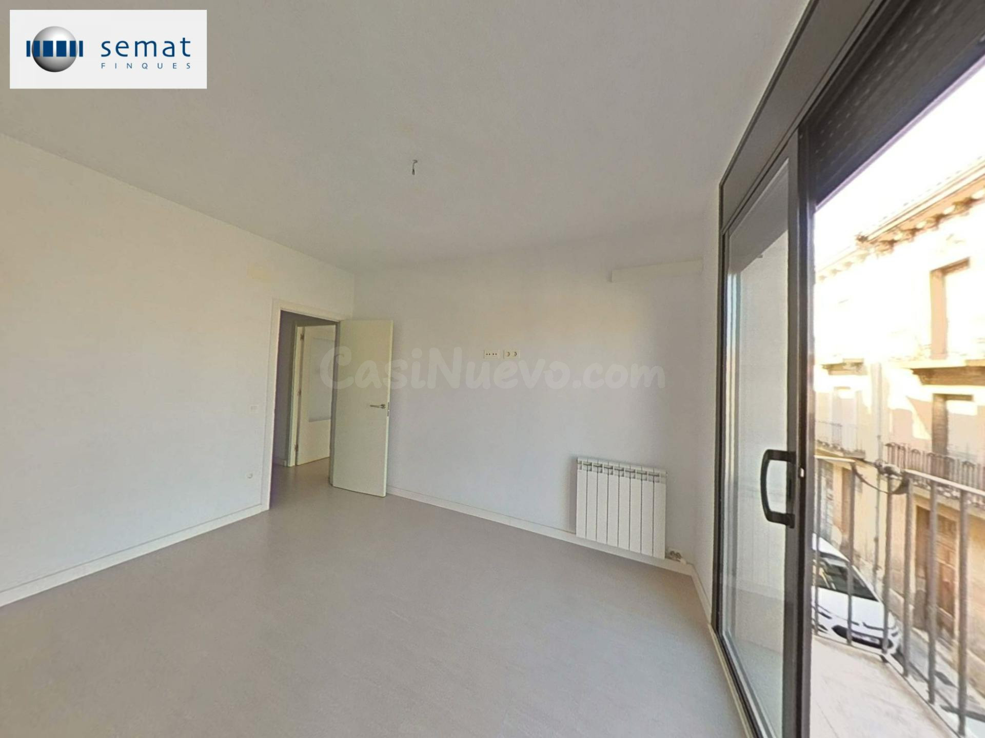Acogedor Piso en el Corazón de Tàrrega. - foto 2