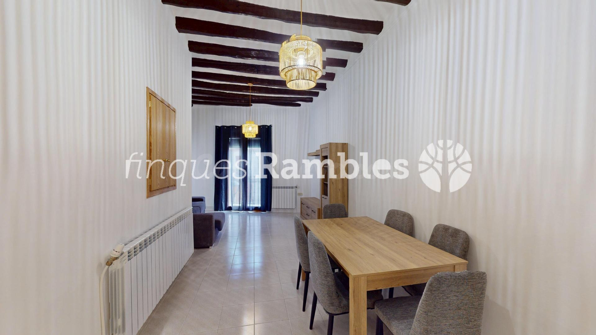 CASA EN VENDA AL CENTRE DE SANTA COLOMA DE QUERALT - foto 2