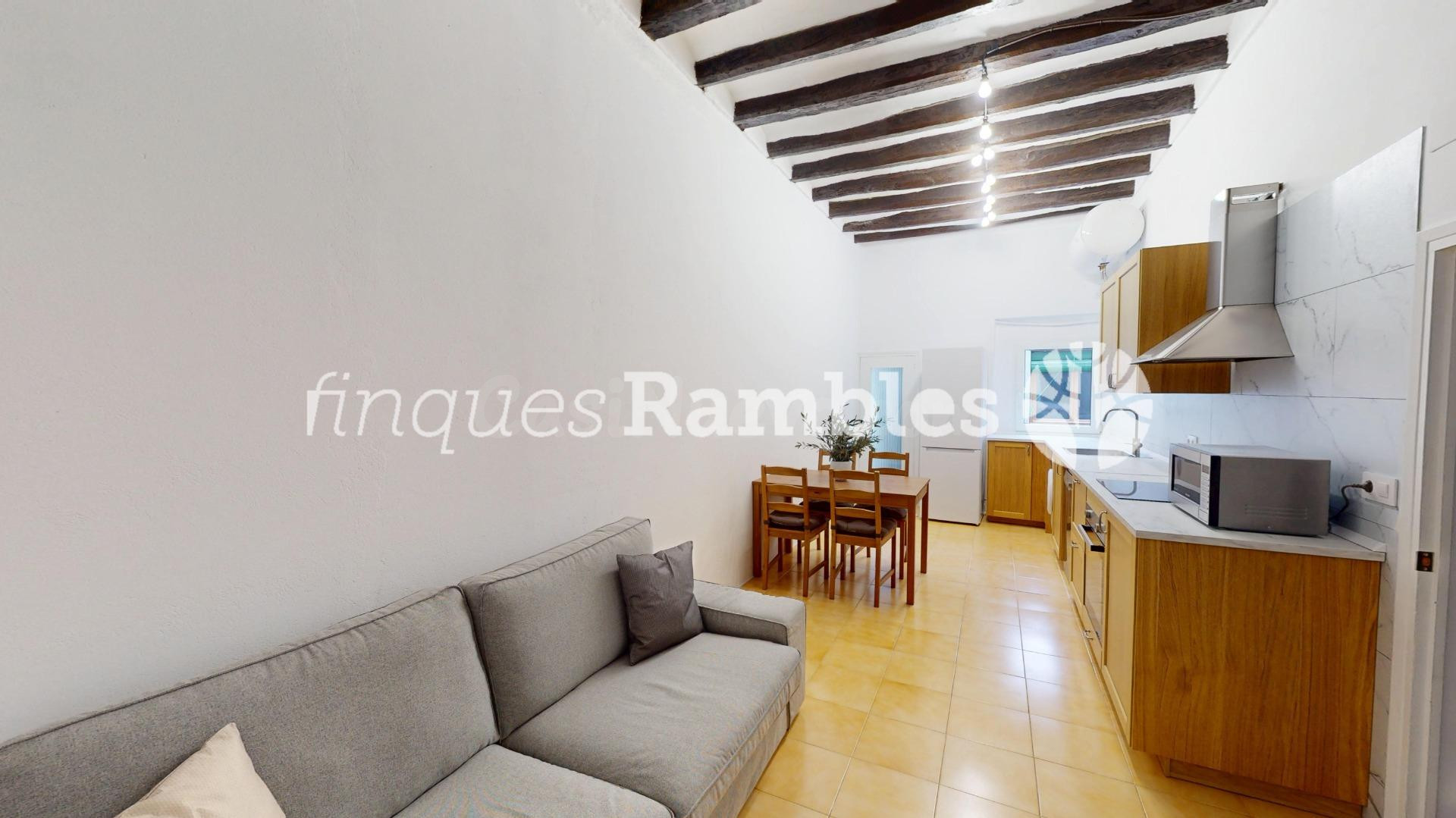 CASA EN VENDA AL CENTRE DE SANTA COLOMA DE QUERALT - foto 4