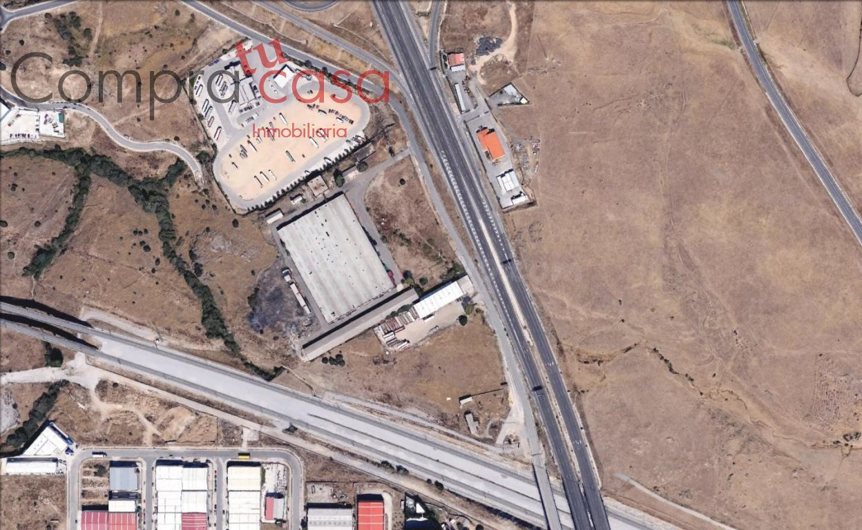 SUELO INDUSTRIAL EN SEGOVIA.- - foto 2