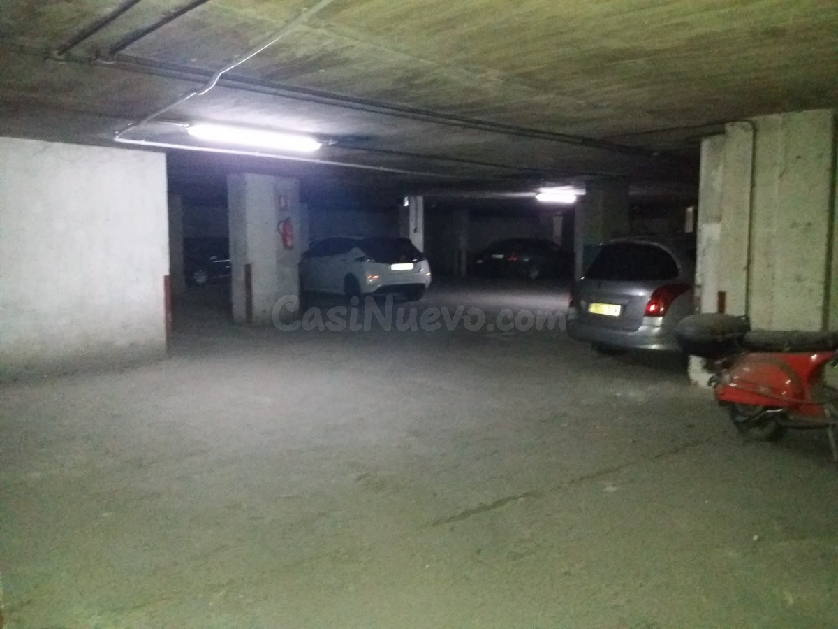 VENTA DE PLAZAS DE GARAJE JUNTO JARDÍN BOTÁNICO - foto 2