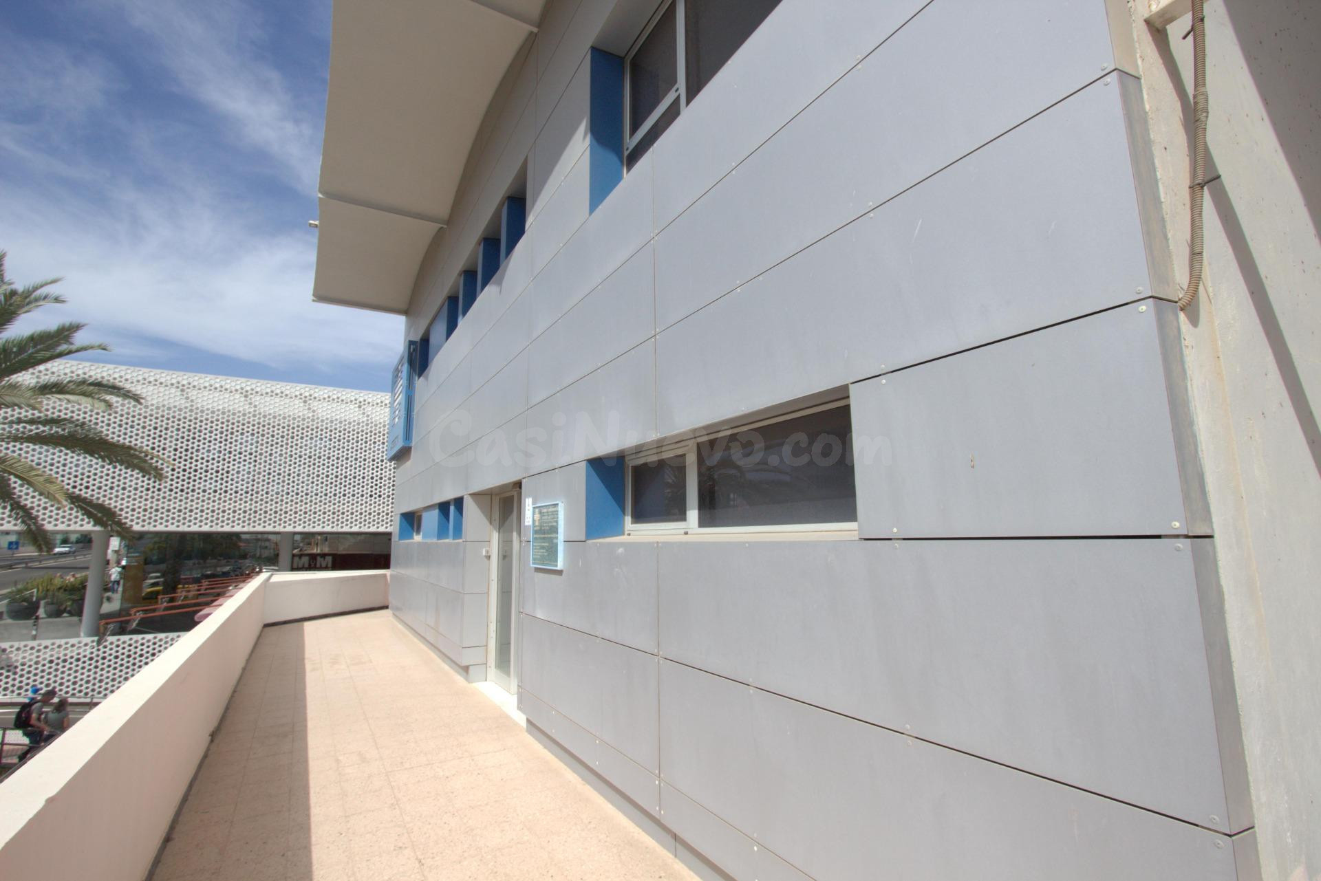 AMPLIO LOCAL COMERCIAL EN EL CC EUROPA EN SAN FERNANDO - foto 4