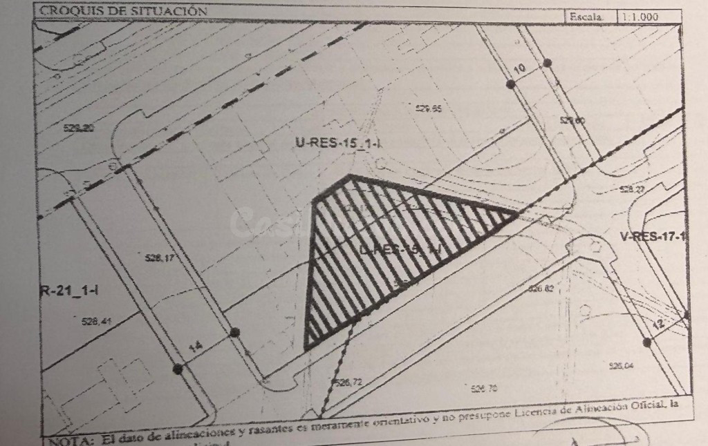 Gran terreno residencial de 985m² en Hellín - foto 3