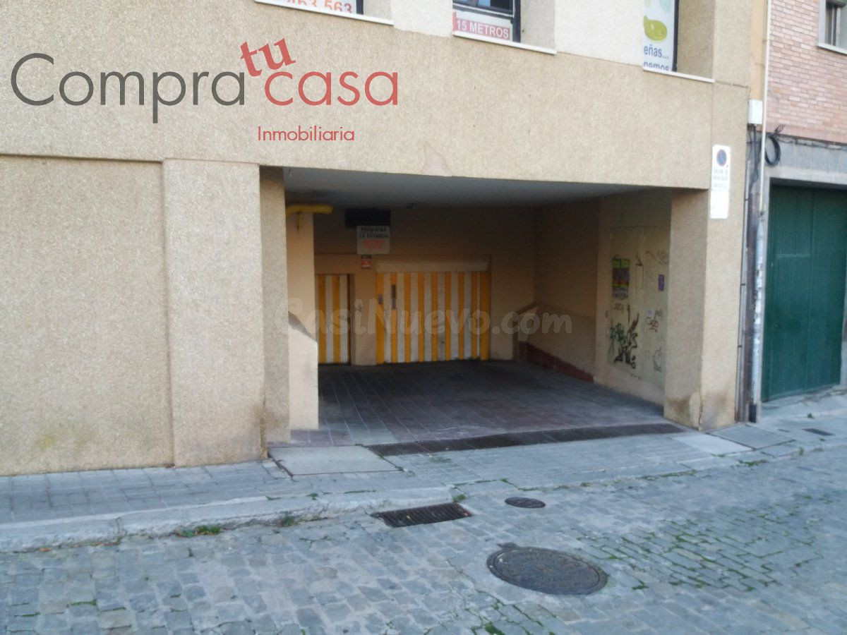 VENTA.-.PLAZAS DE GARAJE.-.AVENIDA DEL ACUEDUCTO - foto 3
