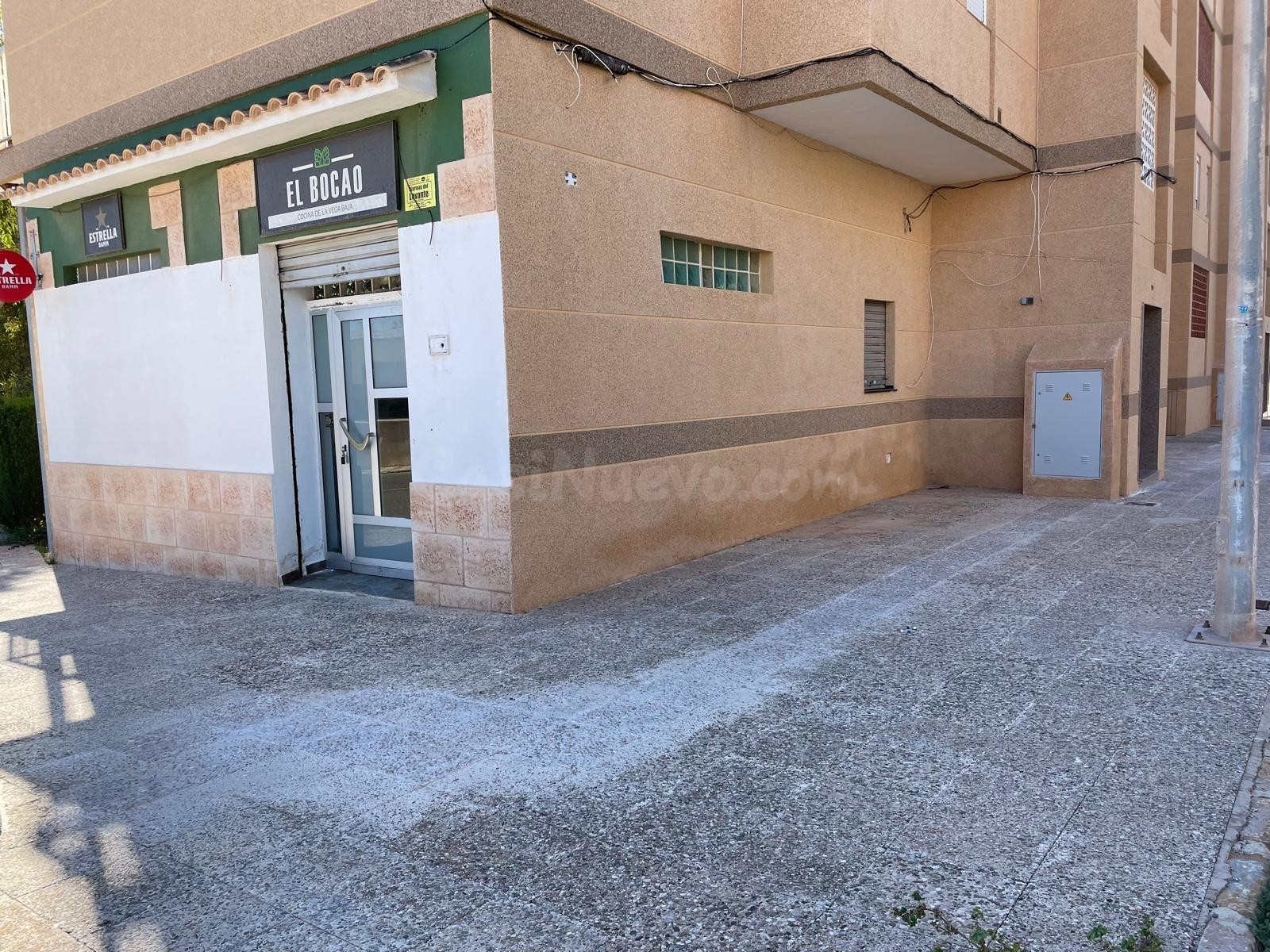 LOCAL COMERCIAL (OPORTUNIDAD DE INVERSIÓN CERCA DEL MAR EN U - foto 2