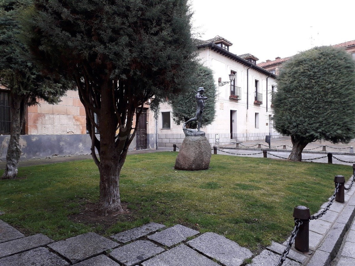 ESTUPENDA PLAZA DE GARAJE EN CASCO ANTÍGUO - foto 4