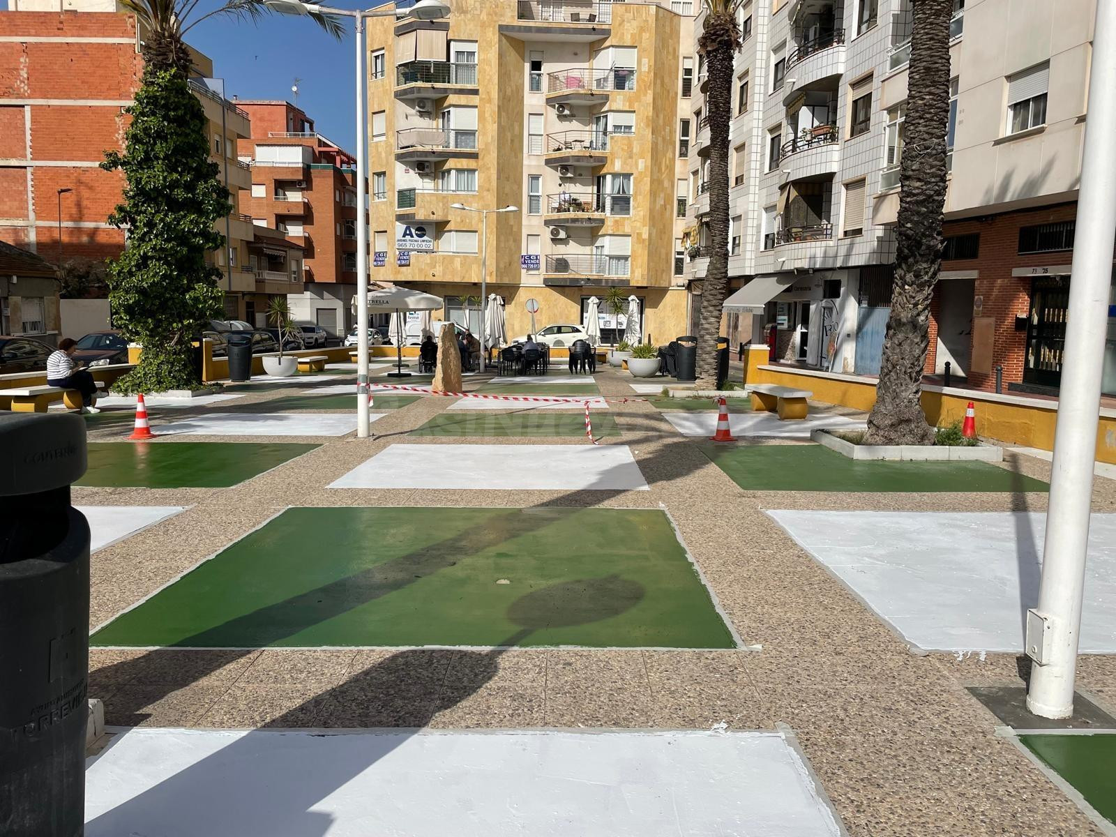 APARTAMENTO REFORMADO EN EL CENTRO DE TORREVIEJA - foto 3