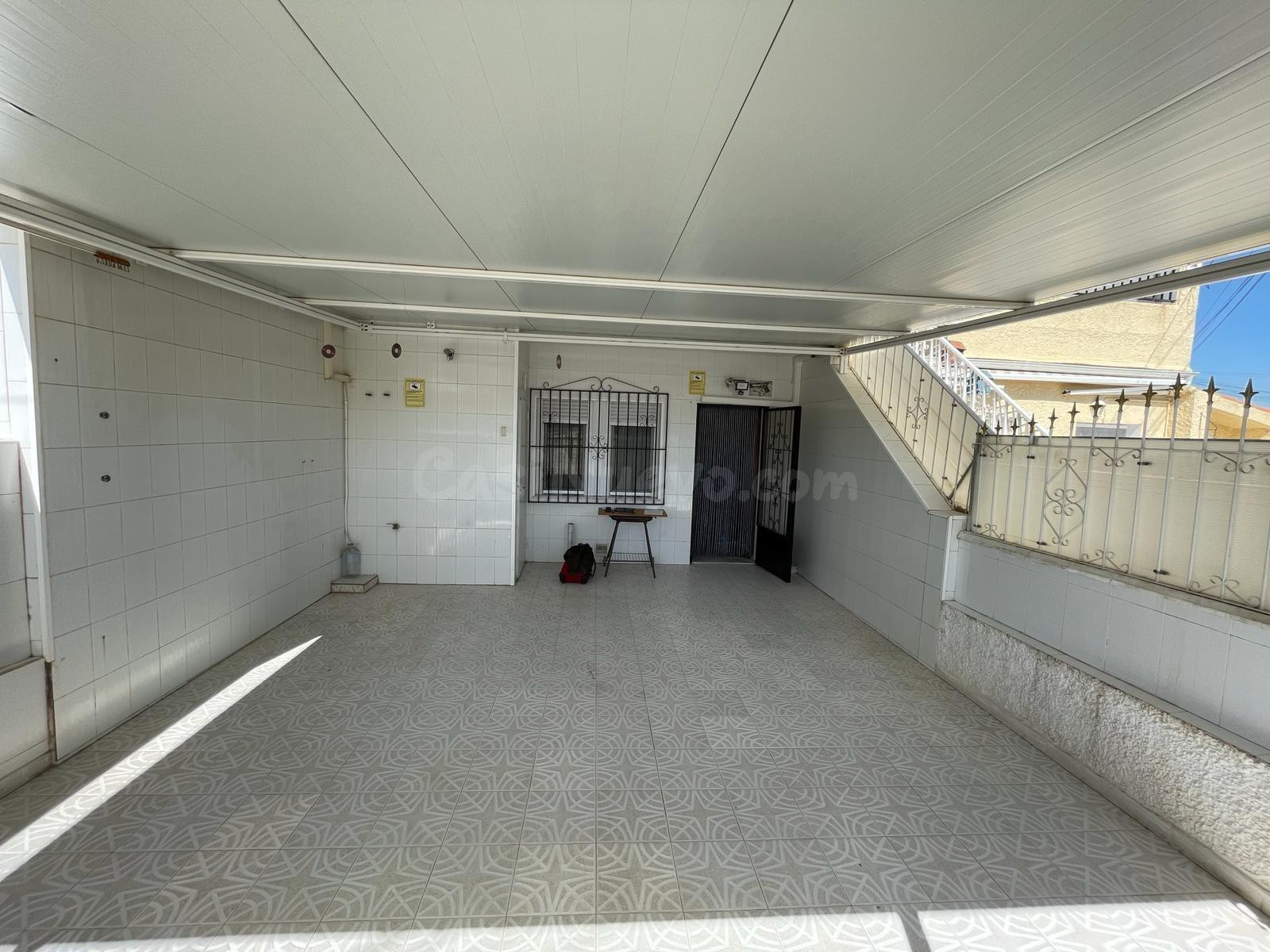 Bungalow en Planta Baja con Gran Terraza y Parking en La Torreta III, Torrevieja - foto 4