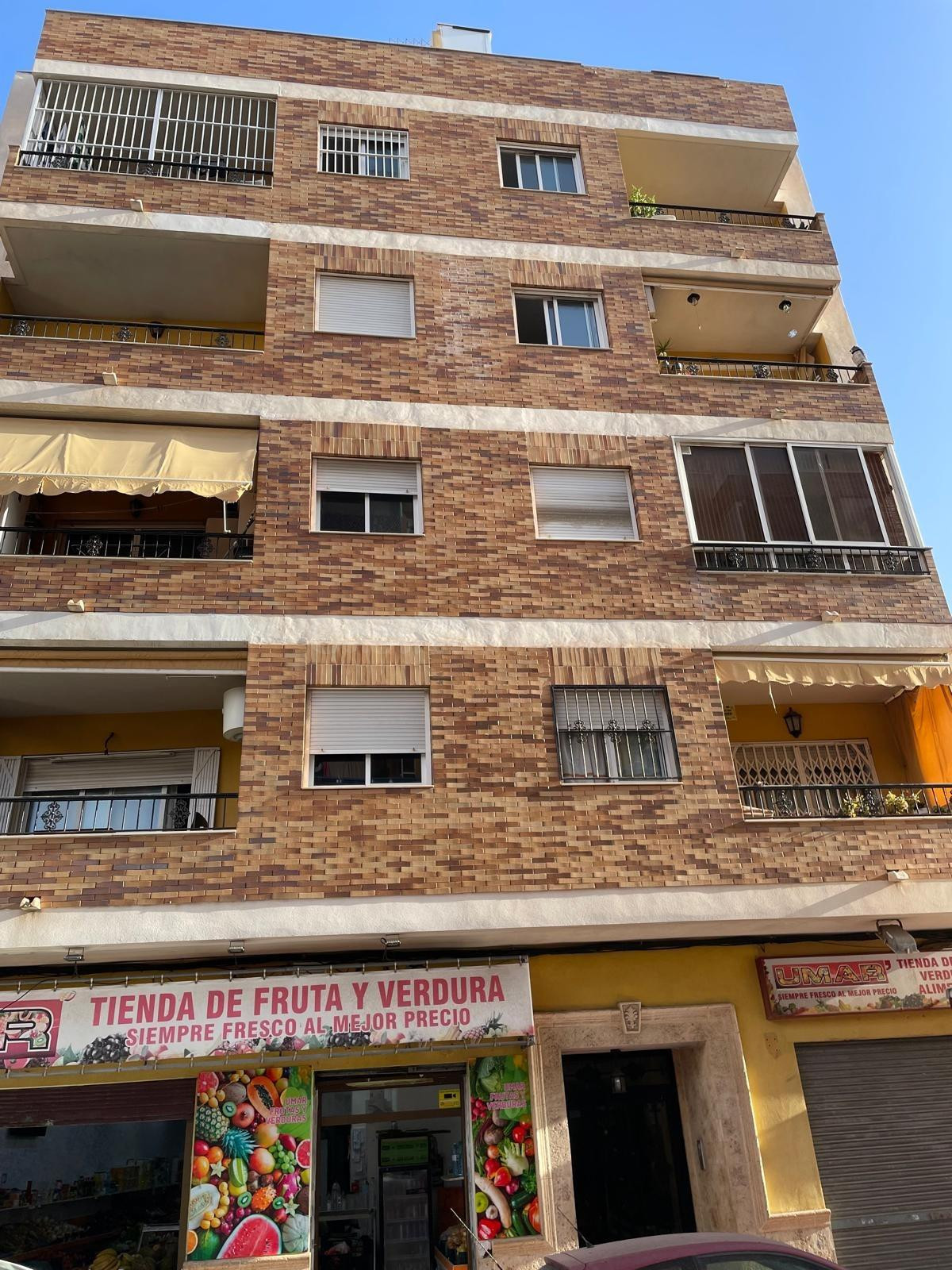 Amplio y Luminoso Piso en el Corazón de Torrevieja por €149,000