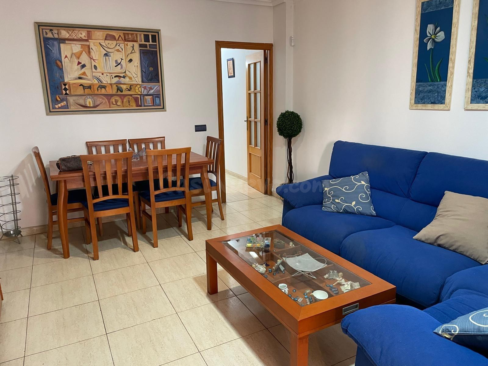 Amplio y Luminoso Piso en el Corazón de Torrevieja por €149,000 - foto 2