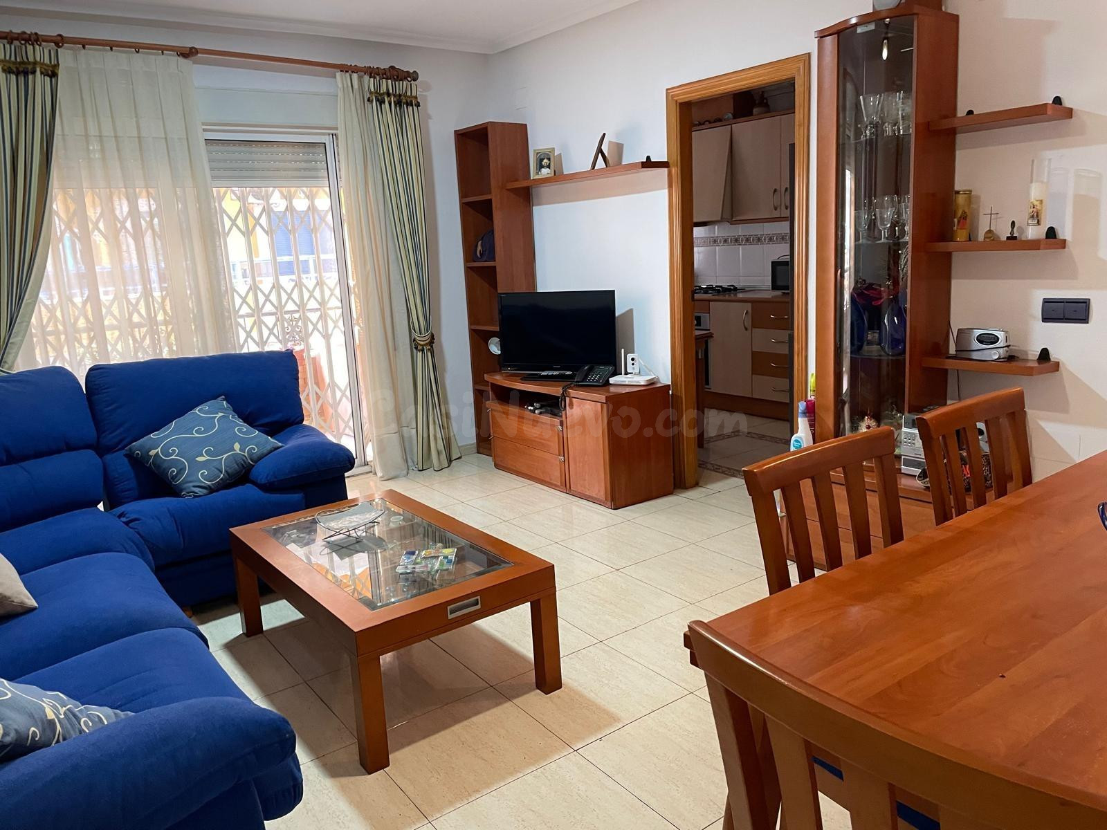 Amplio y Luminoso Piso en el Corazón de Torrevieja por €149,000 - foto 3