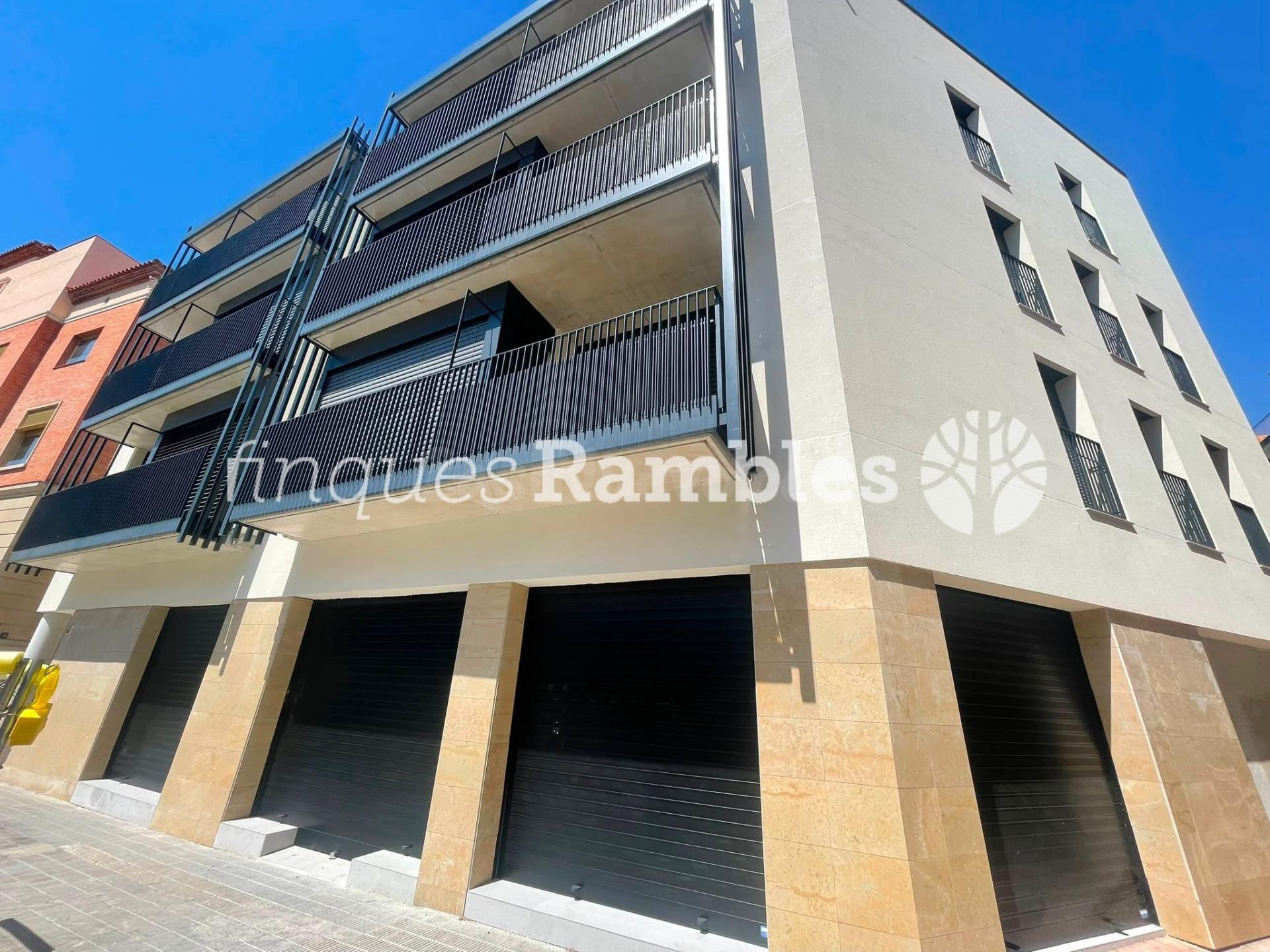 PRECIÓS PIS D´OBRA, A LA PLAÇA DEL REI! - foto 5