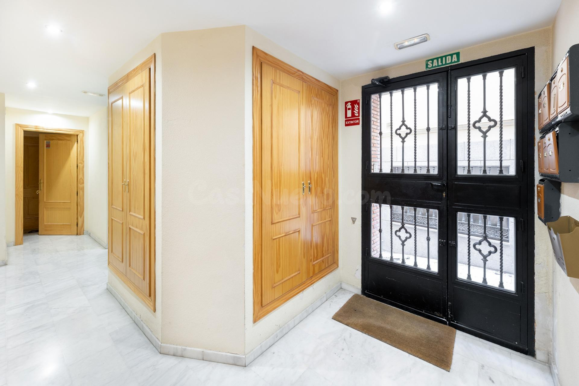Piso de 3 habitaciones en Barrio de Monachil. - foto 4
